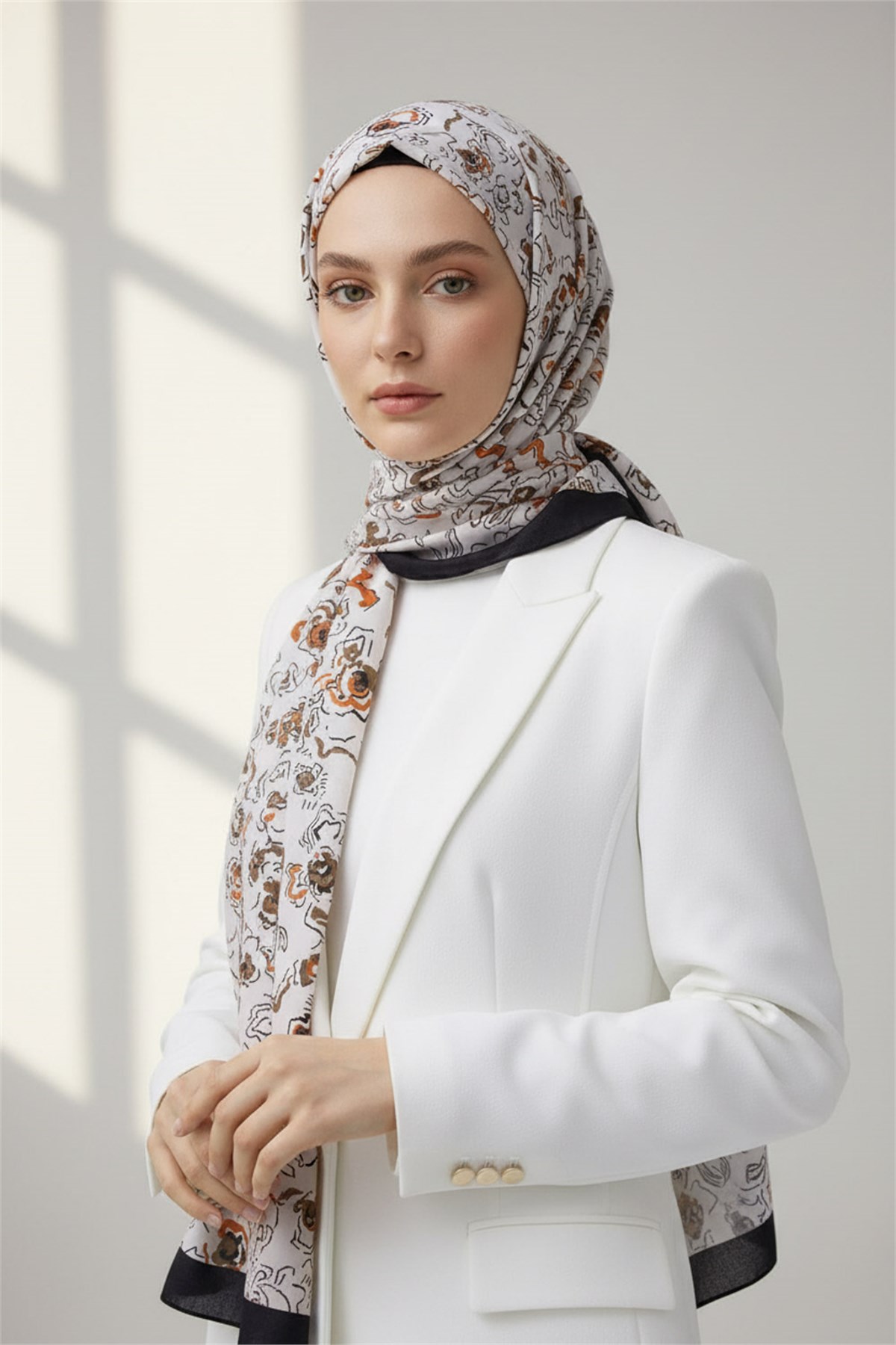 KREP ÇİÇEKLİ KAHVERENEGİ - TABA RENKLİ 75X195 KIRIŞMAZ ŞAL