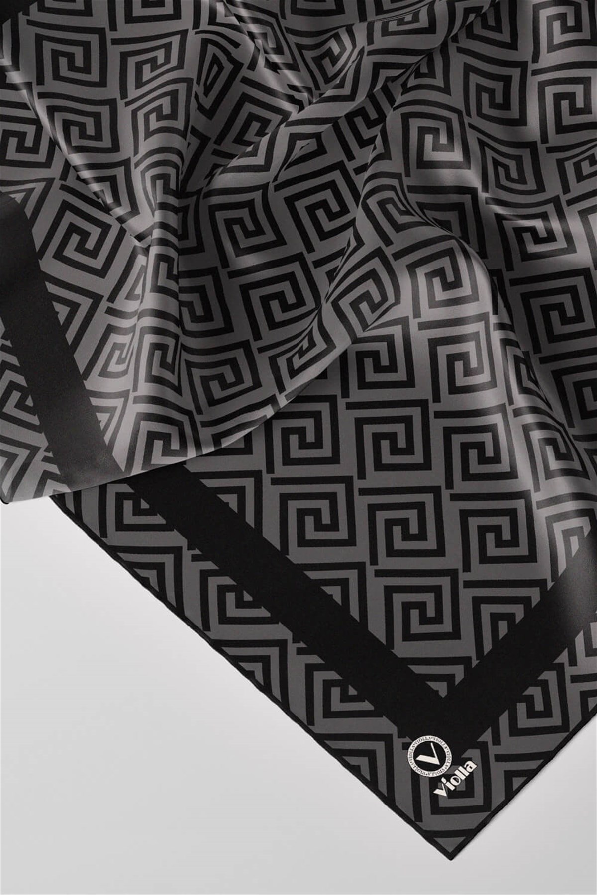 Twill Minimalist Desenli Füme Renkli 90x90 Eşarp (İpek İçermez) Kenar Dikiş Şekli El Dikişli