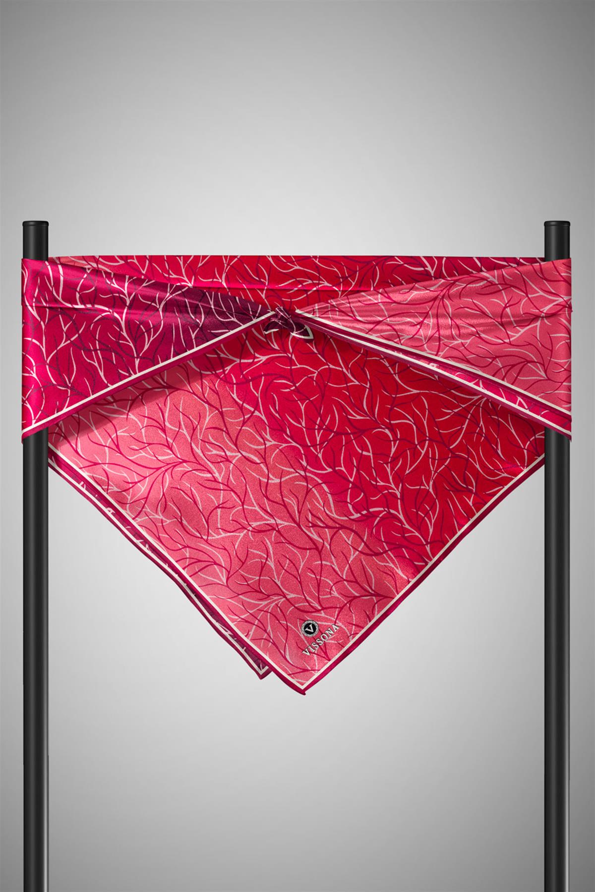 %100 Twill İpek Degrade Desenli Bordo Renkli 90x90 Eşarp Dikim Şekli : El Dikişi