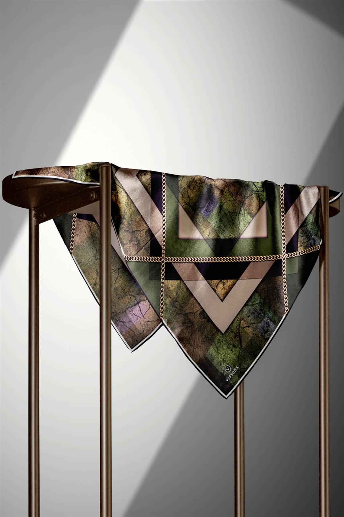 %100 Twill İpek Taş Efekti Desenli Haki - Siyah Renkli 90x90 Eşarp Dikim Şekli : El Dikişi