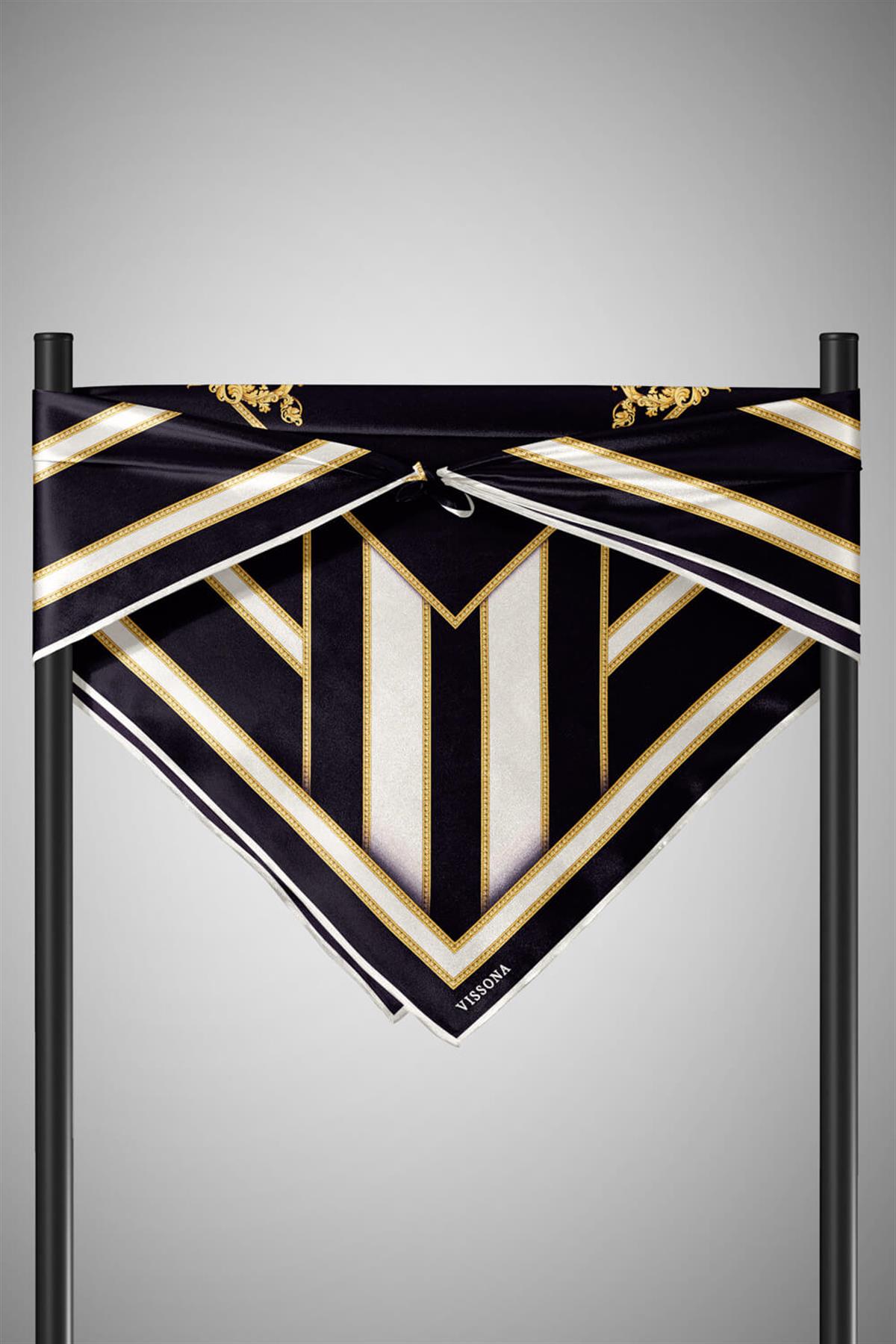 %100 Twill İpek Baroklu Ve Geometrik Desenli Siyah - Krem Renkli 90x90 Eşarp Dikim Şekli : El Dikişi