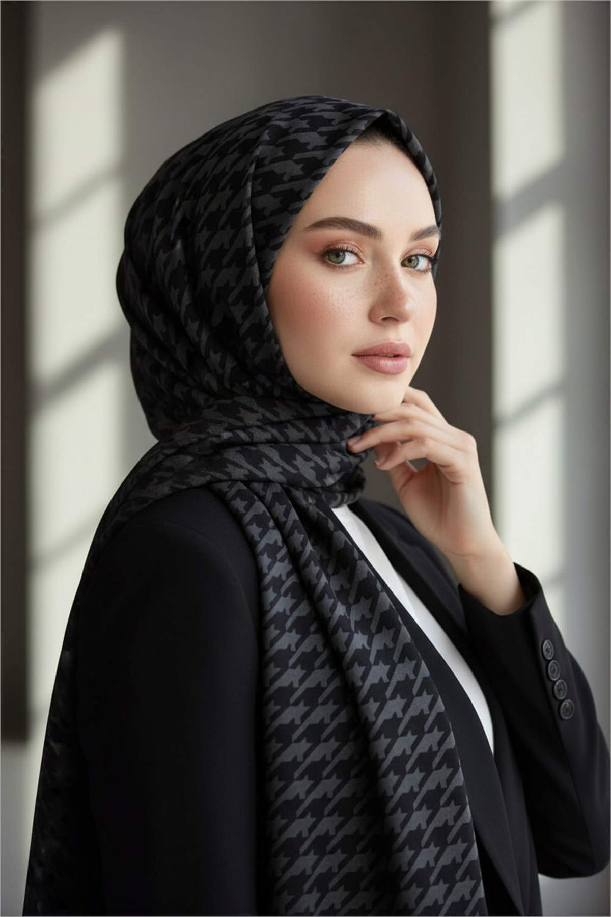KREP KAZAYAĞI DESENLİ GRİ RENKLİ 75X195 KIRIŞMAZ ŞAL
