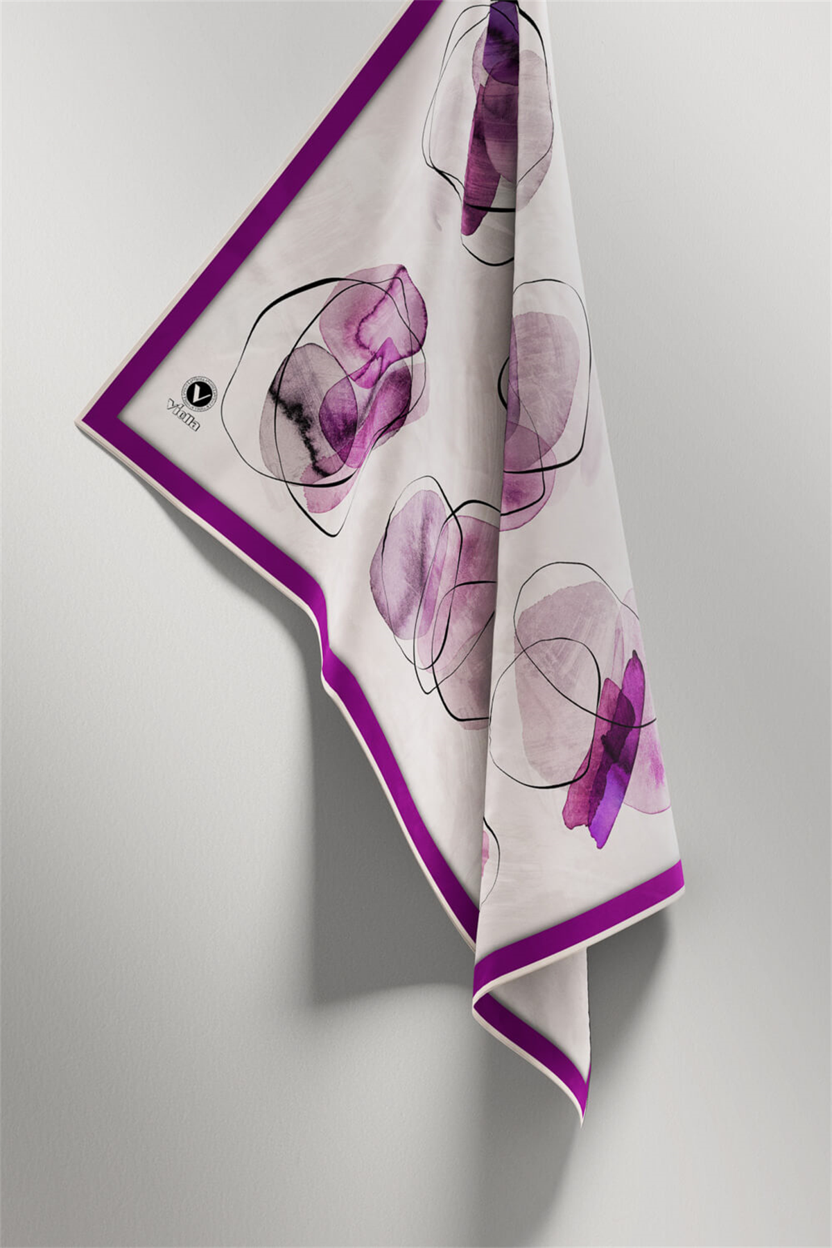 Twill Sulu Boya Geometrik Desenli Mürdüm Renkli 90x90 Eşarp (İpek İçermez) Kenar Dikiş Şekli El Dikişli