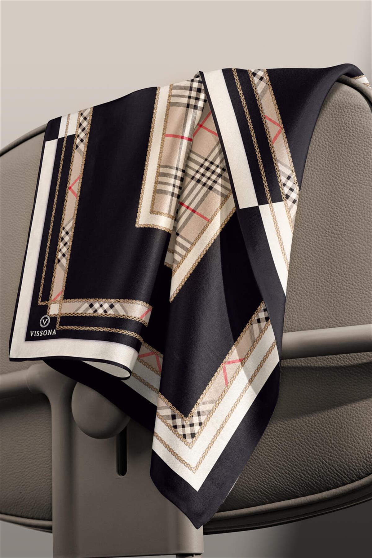 %100 Twill İpek Ekose Desenli Siyah Renkli 90x90 Eşarp Dikim Şekli : El Dikişi
