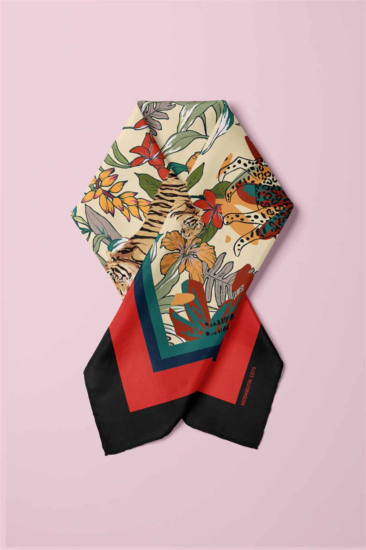 C89 Kadın Kaplan Desenli 50x50 Bandana DG01571-22