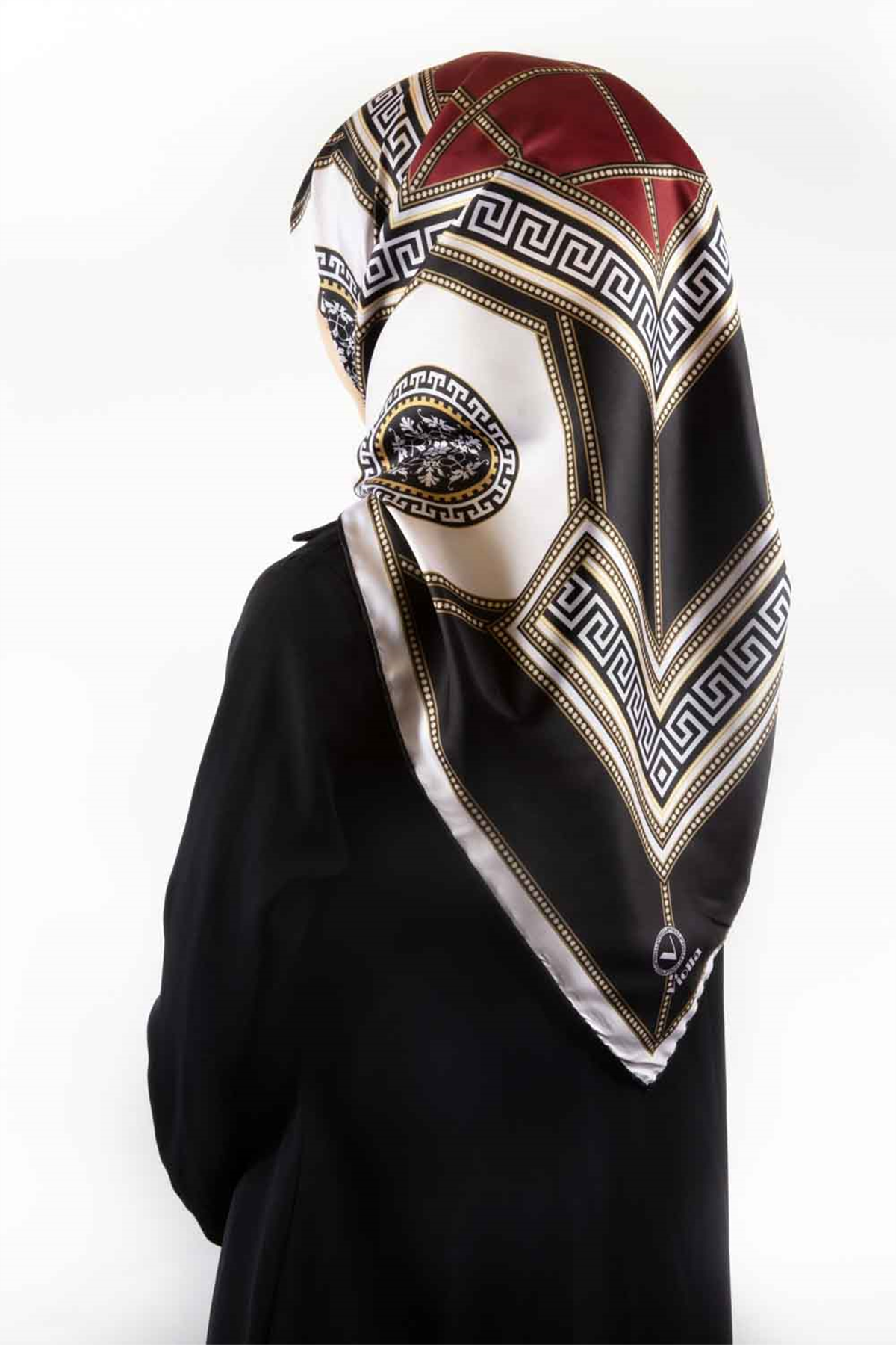 Twill Barok Desenli Bordo Renkli 90x90 Eşarp (İpek İçermez) Kenar Dikiş Şekli El Dikişli