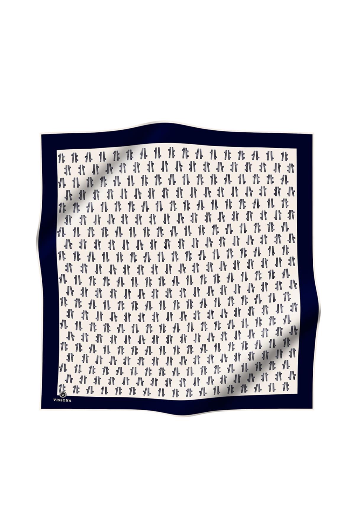 % 57 İPEK % 43 VİSKON Twill İpek Geometrik Desenli Krem - Lacivert Renkli 90x90 Eşarp Dikim Şekli : El Dikişi