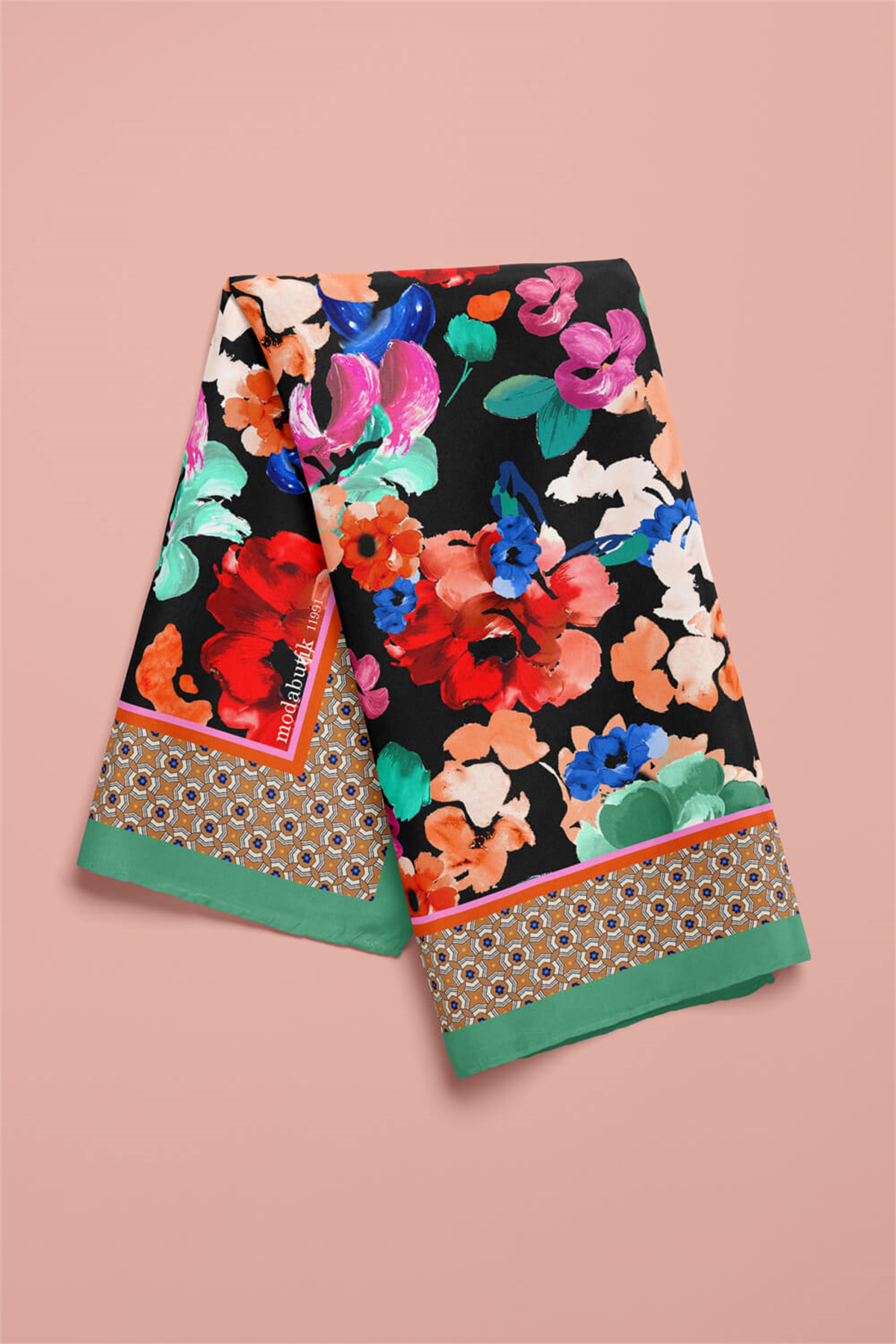 F82 WATERCOLOR FLOWERS BANDANA  DG11991