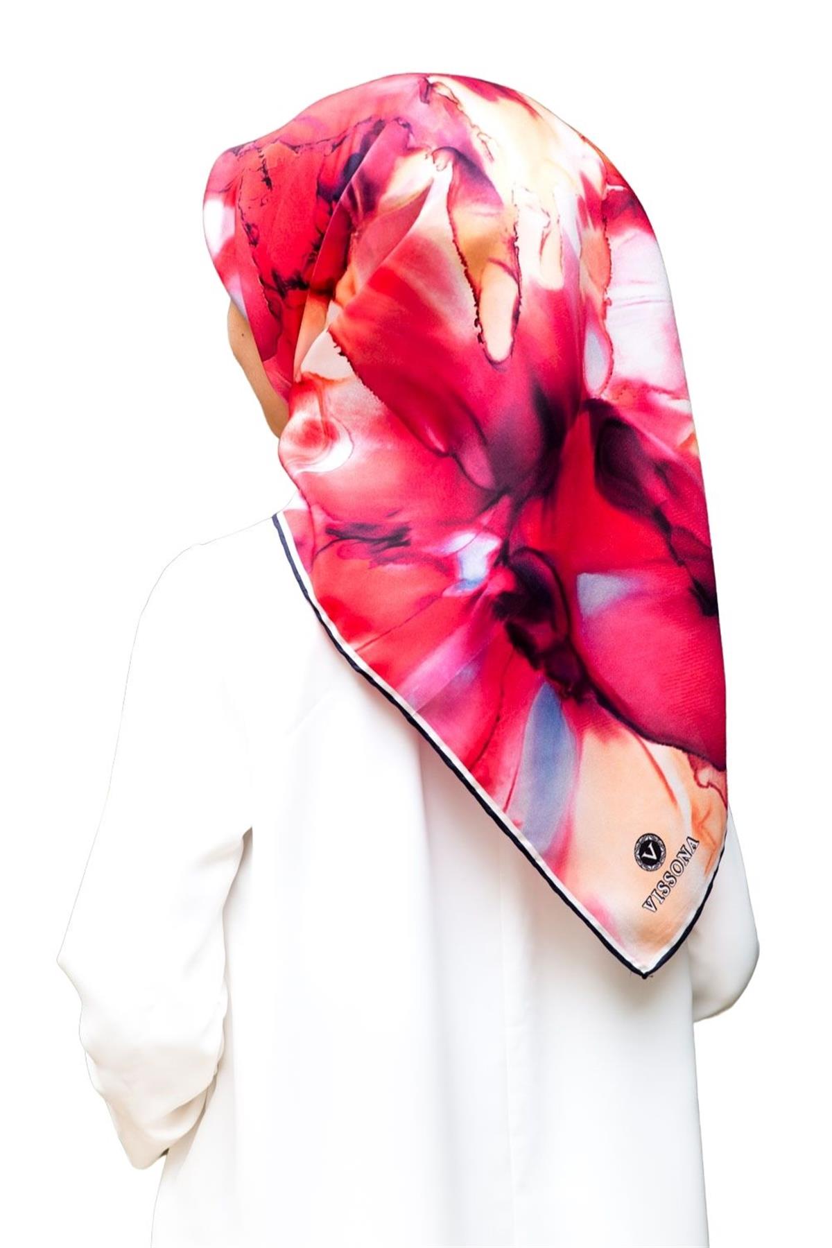 %100 Twill İpek Batik Çiçek Desenli Kırmızı - Lacivert Renkli 90x90 Eşarp Kenar Dikiş Şekli El Dikişli