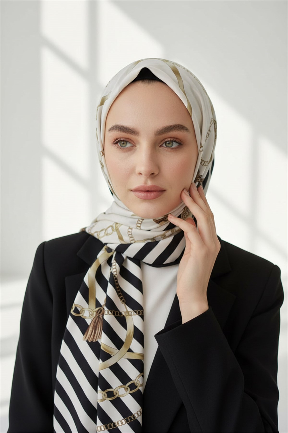 KREP ÇİZGİLİ DESENLİ TAŞ - KREM RENKLİ 75X195 KIRIŞMAZ ŞAL