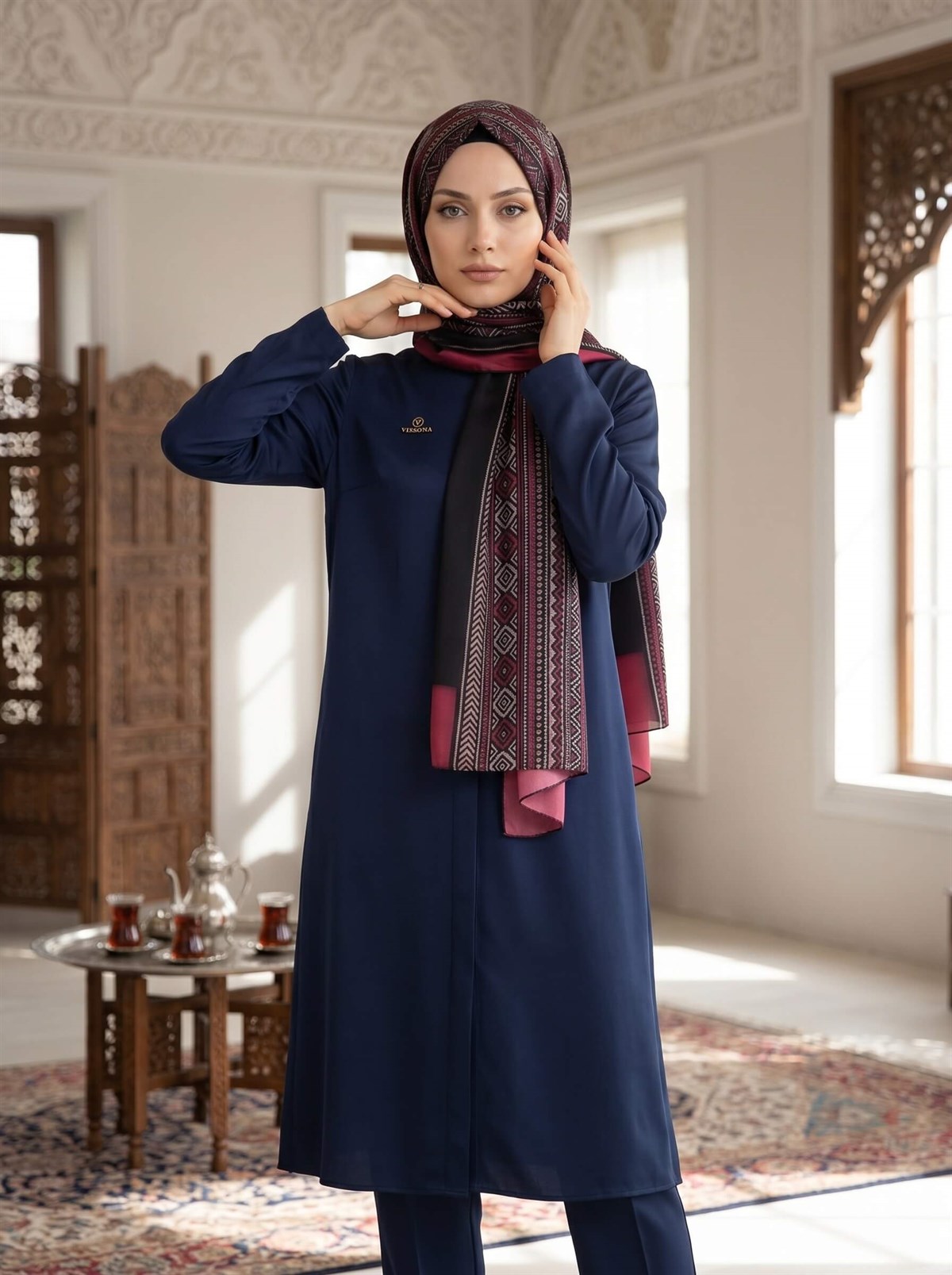 %100 İPEK ETNİK DESENLİ SİYAH - BORDO RENKLİ ŞAL