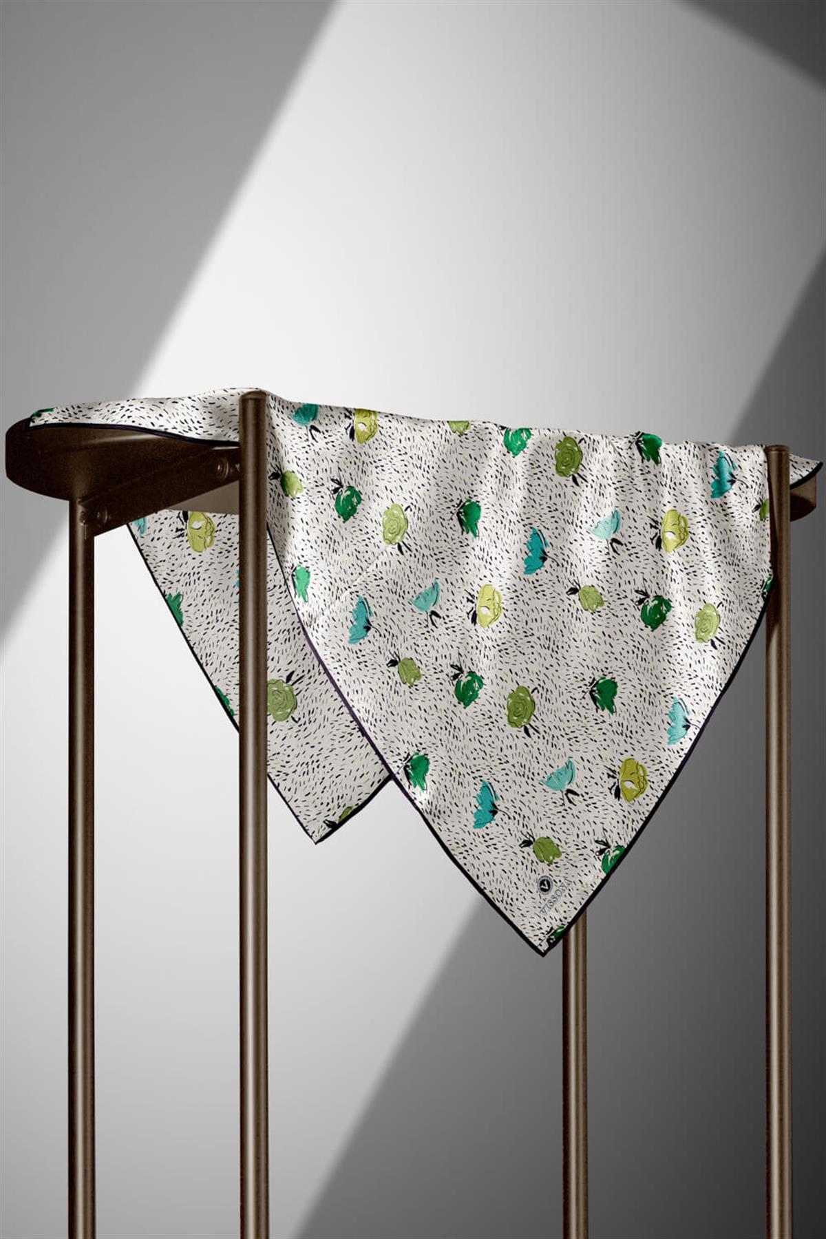 %100 Twill İpek Çıtır Çiçek Desenli Haki - Krem Renkli 90x90 Eşarp Dikim Şekli : El Dikişi
