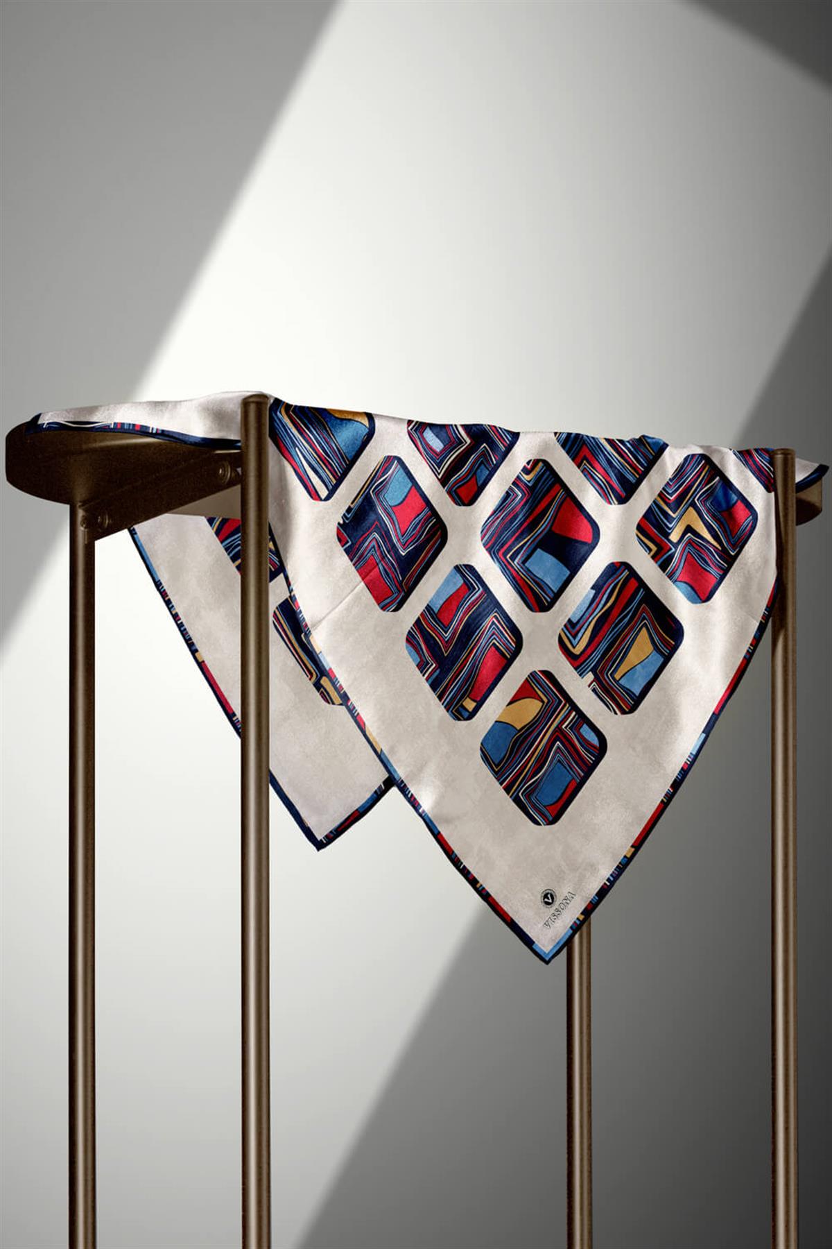 %100 Twill İpek Geometrik Kare Desenli Kırmızı - Lacivert Renkli 90x90 Eşarp Dikim Şekli : El Dikişi