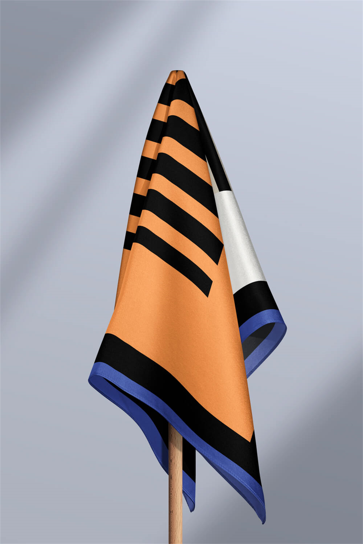G60 Kadın Turuncu Kare Desenli 50x50 Bandana