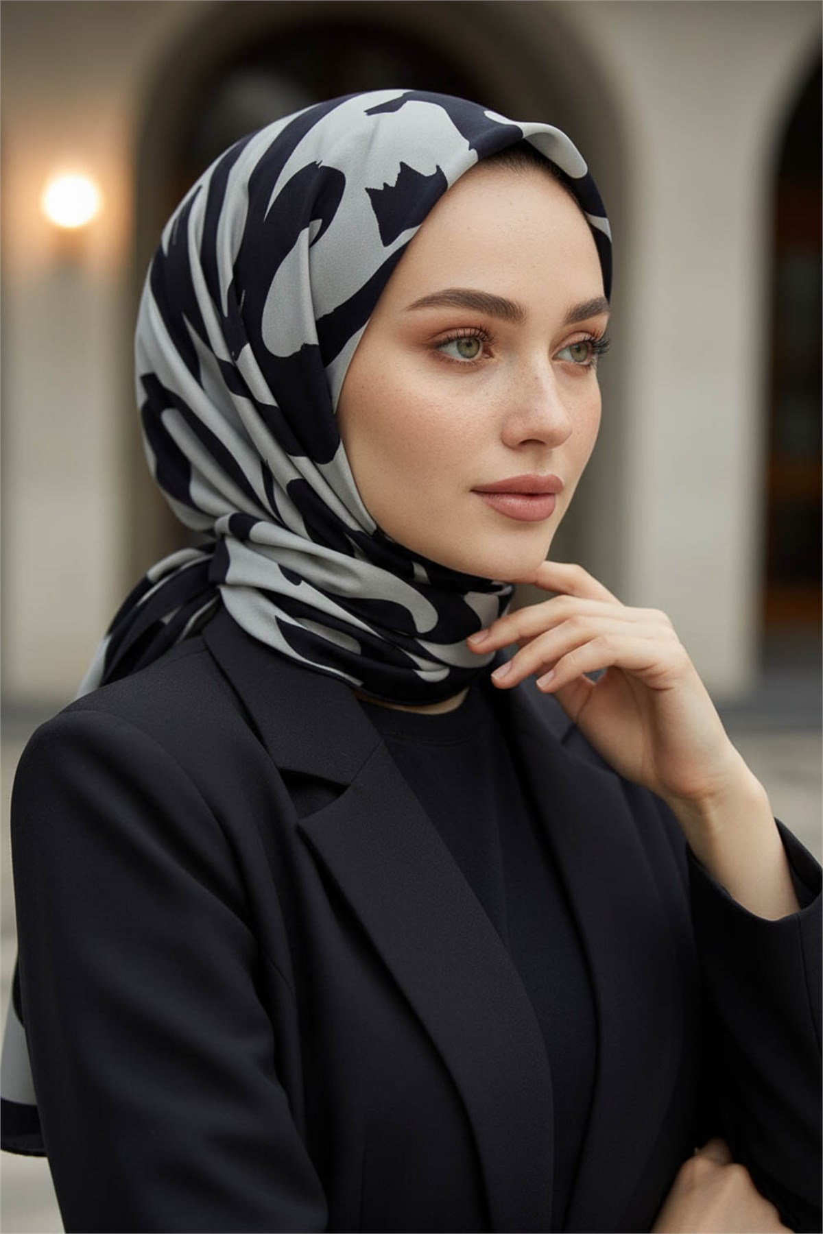 KREP FIRÇA DARBESİ DESENLİ GÜMÜŞ RENKLİ 75X195 KIRIŞMAZ ŞAL