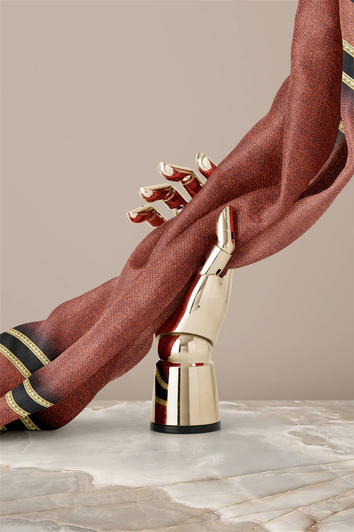 %100 Twill İpek Dokulu Şerit Desenli Siyah - Taba Renkli 90x90 Eşarp Dikim Şekli : El Dikişi