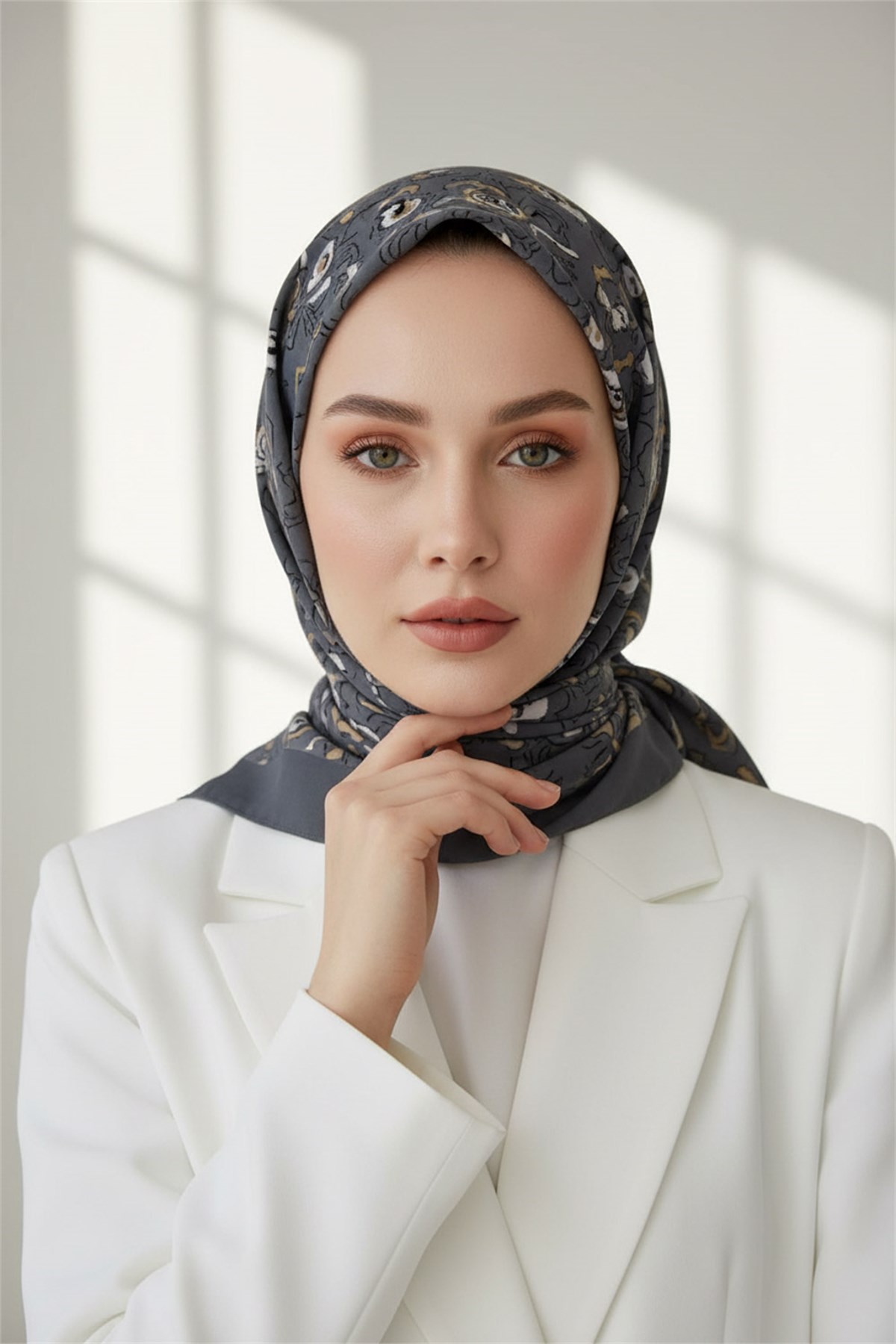 KREP ÇİÇEKLİ FÜME - BEJ RENKLİ 75X195 KIRIŞMAZ ŞAL