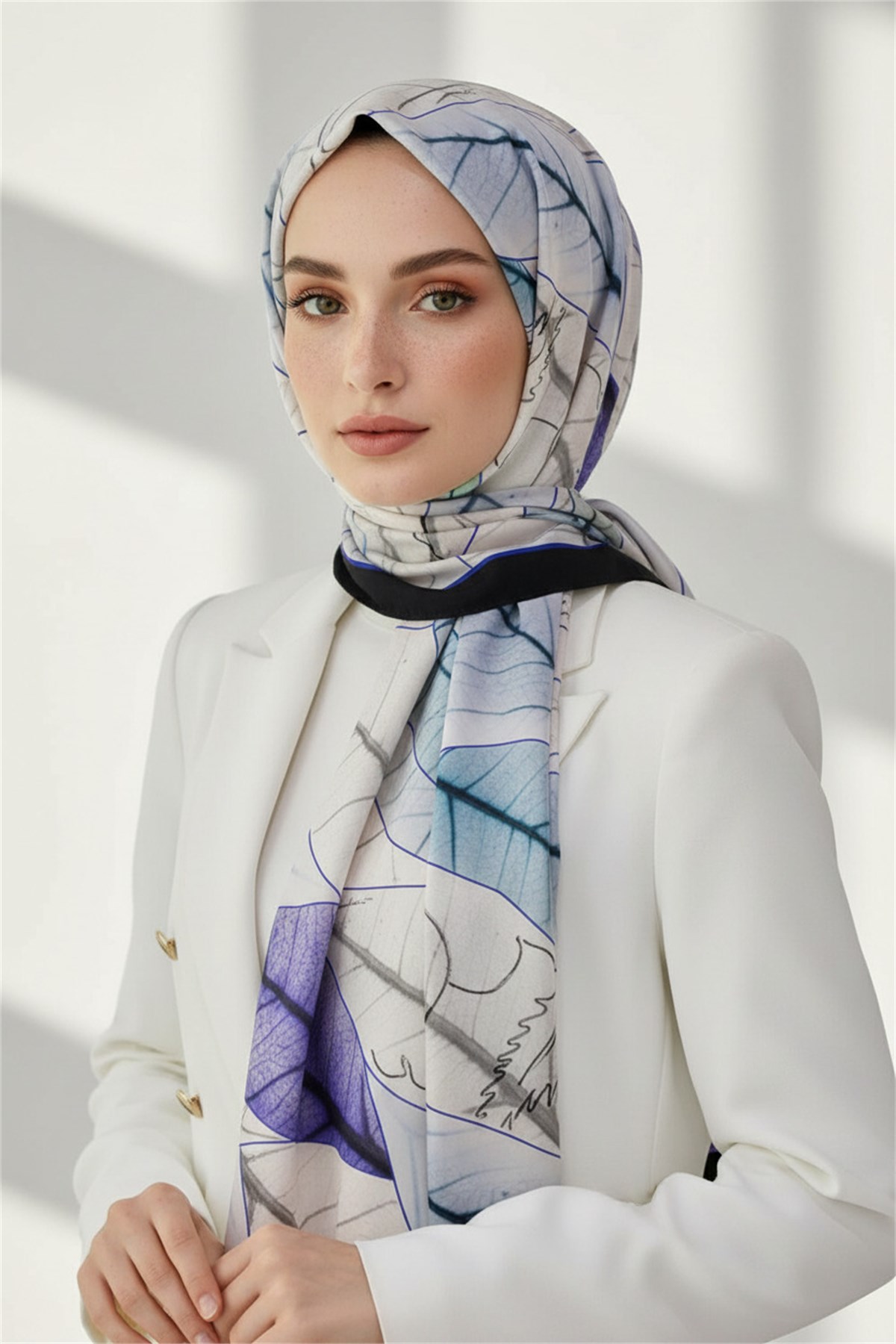 KREP YAPRAK DESENLİ SAKS RENKLİ 75X195 KIRIŞMAZ ŞAL