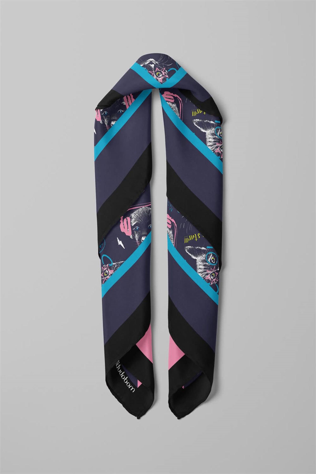 Violla H2 Kadın Mavi Süper Star Desenli 50x50 Bandana