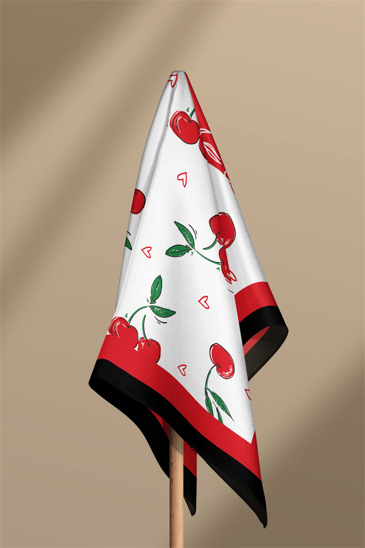 KADIN DESENLİ BANDANA