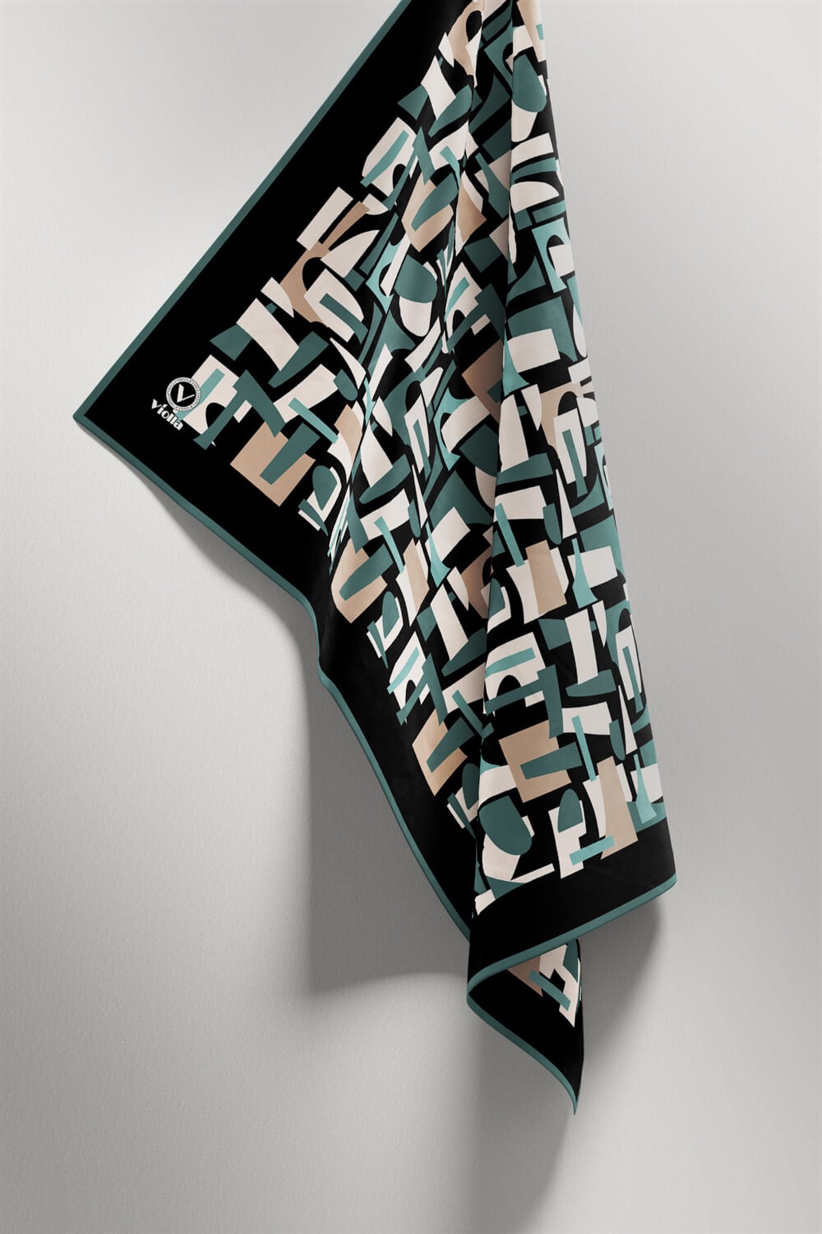 Twill Geometrik Desenli Mint Yeşili - Bej Renkli 90x90 Eşarp (İpek İçermez) Dikim Şekli : El Dikişi