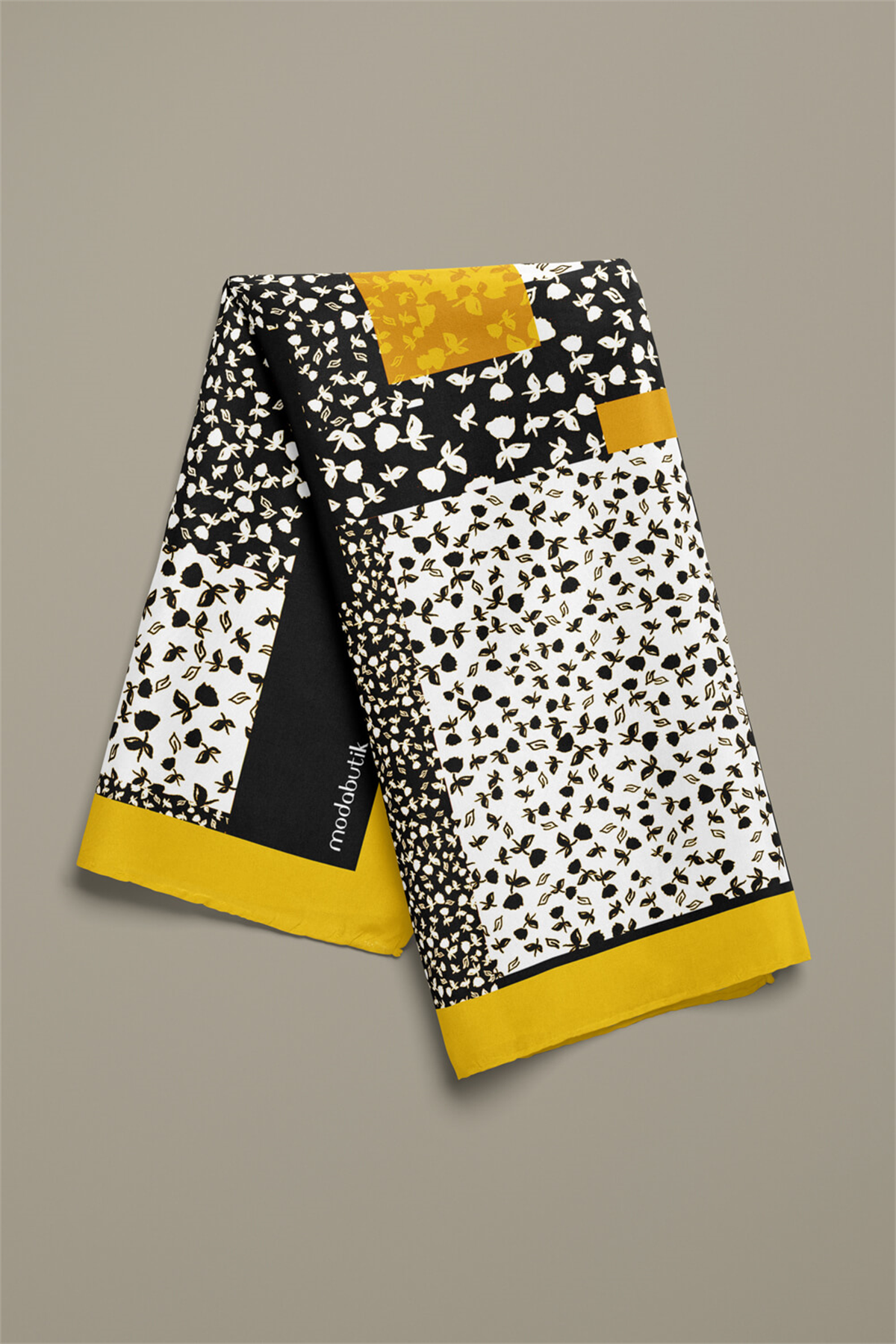 F119 Kadın Egzotik Desenli Bandana 50x50 Siyah DG0473-22