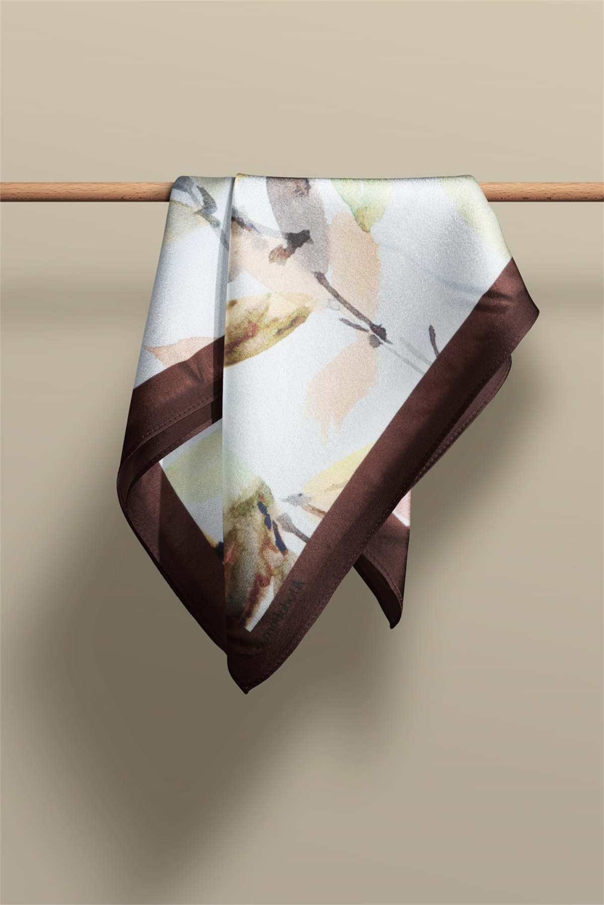 B108 Kadın Yaprak Desenli Bandana 50x50 Yeşil Kahverengi DG0443-22 Snz