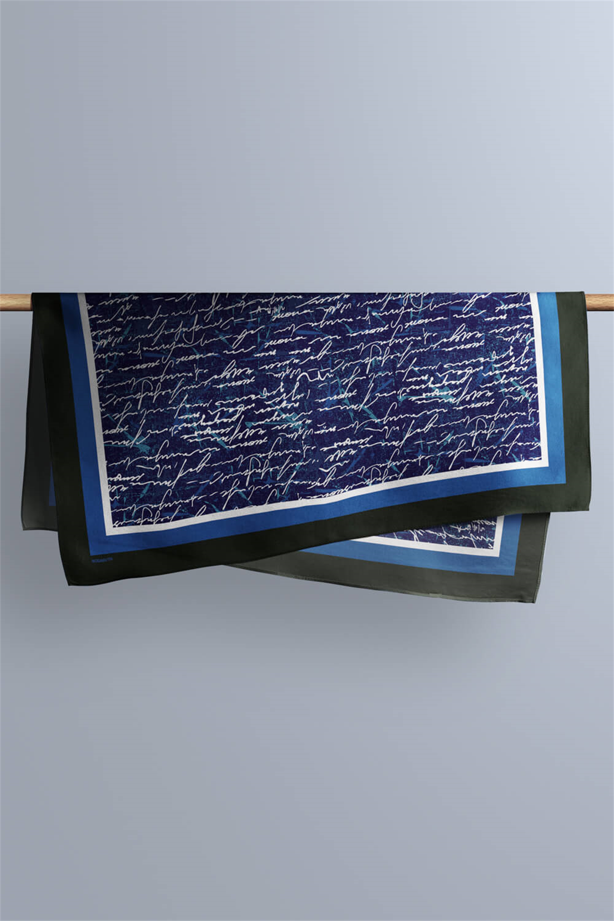 H25 Kadın Mavi Not Desenli 50x50 Bandana