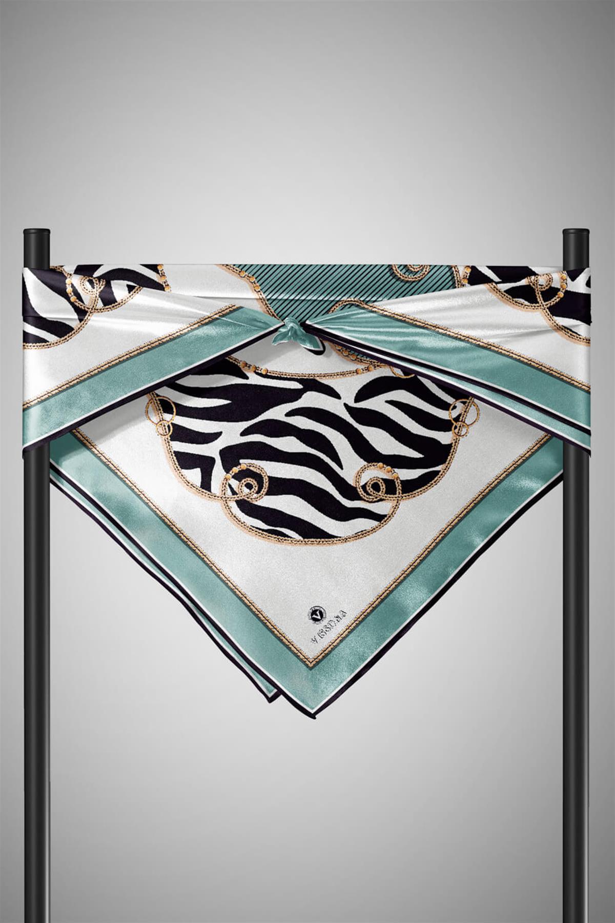 %100 Twill İpek Zincirli Ve Zebra Desenli Su Yeşili - Krem Renkli 90x90 Eşarp Dikim Şekli : El Dikişi