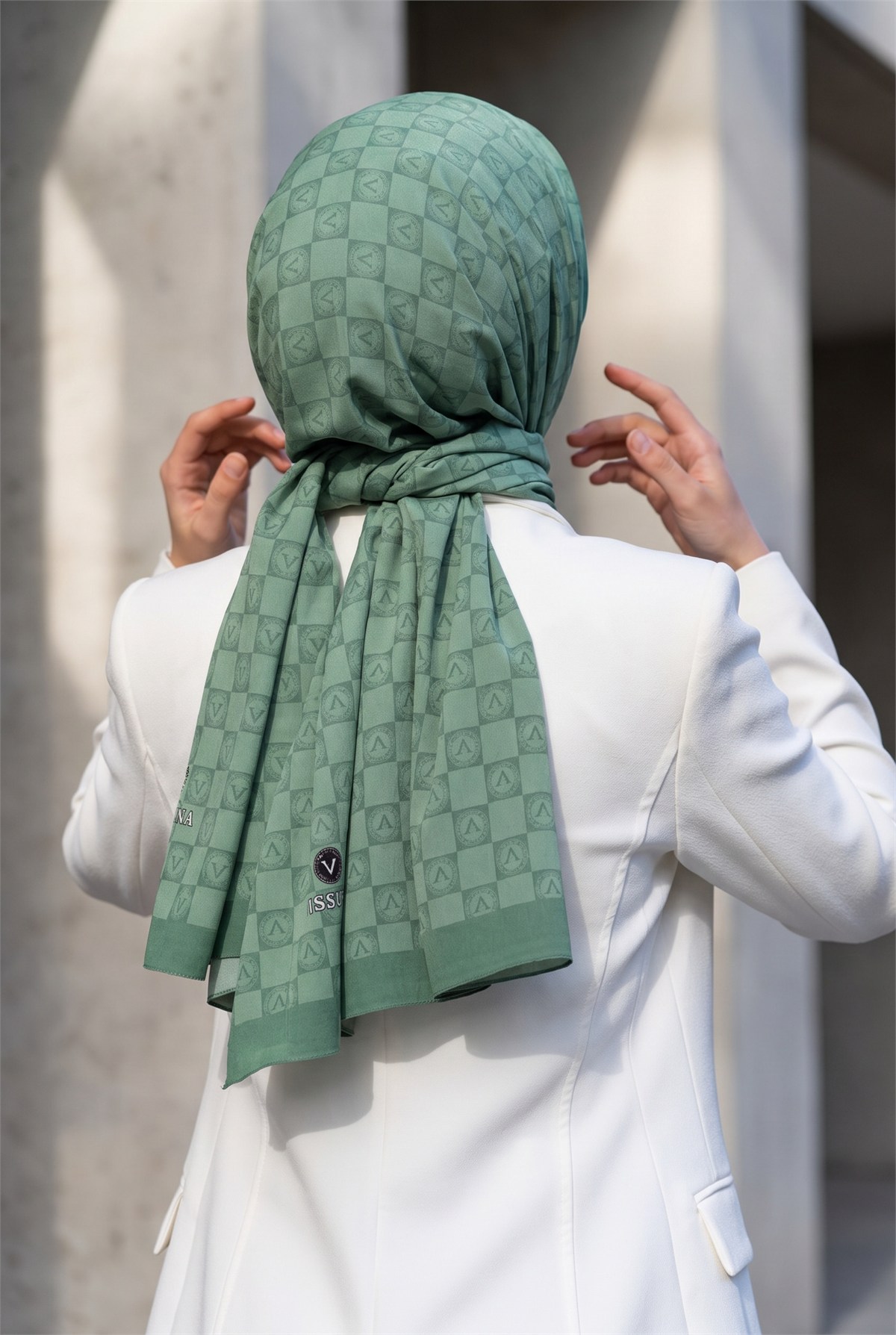KREP MONOGRAM DESENLİ KÜF YEŞİLİ RENKLİ 75X195 KIRIŞMAZ ŞAL