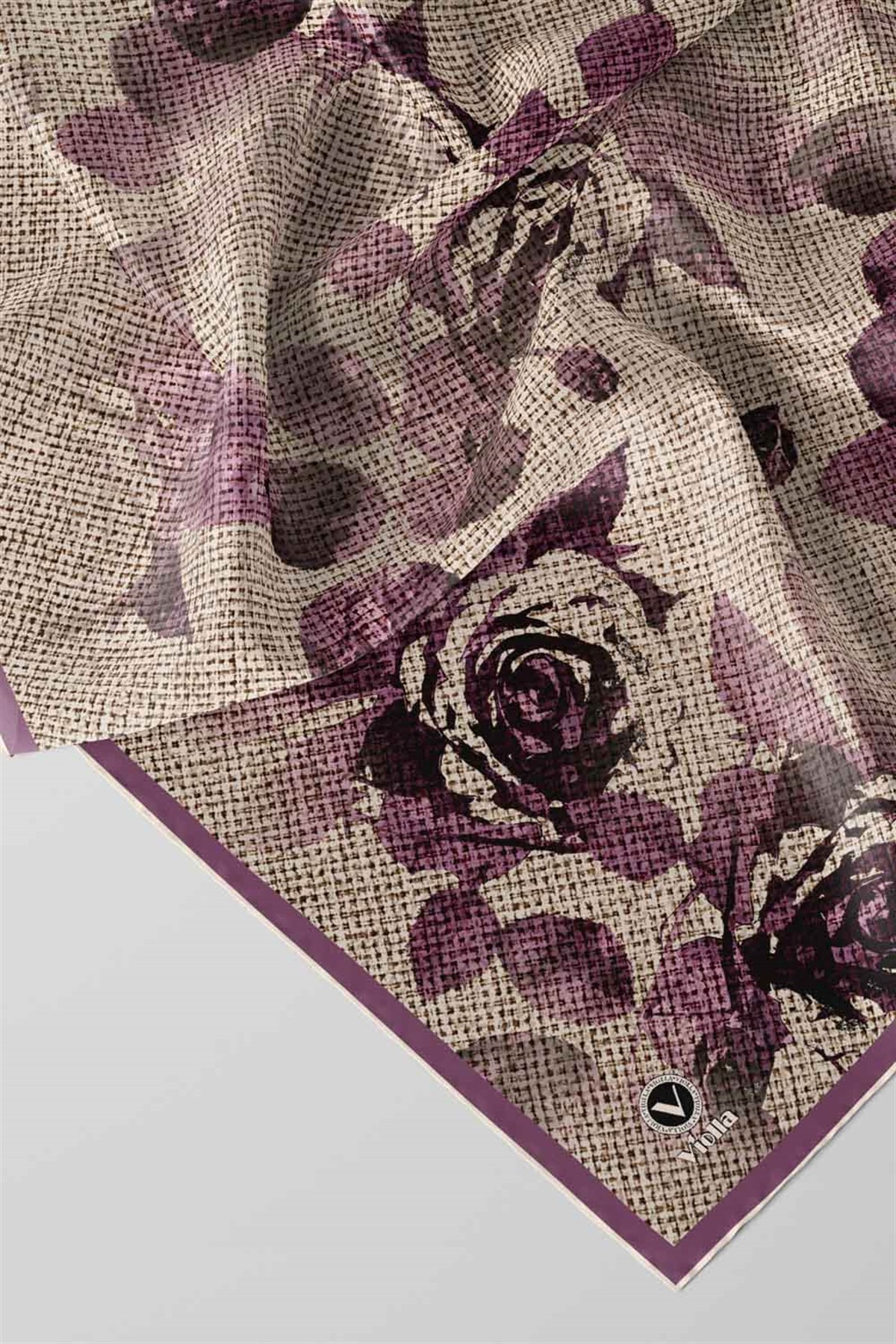 Twill Gül Desenli Mürdüm Renkli 90x90 Eşarp (İpek İçermez) Kenar Dikiş Şekli El Dikişli