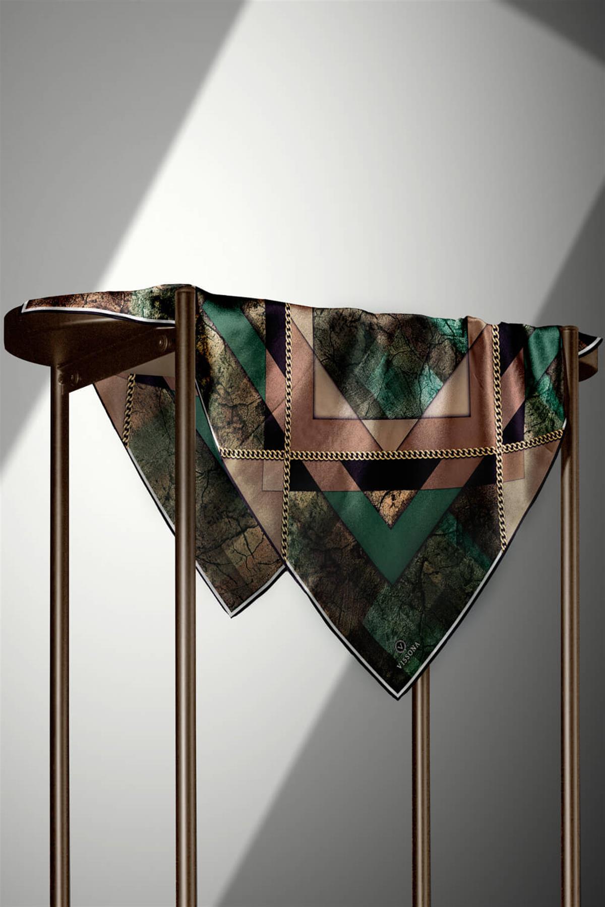 %100 Twill İpek Taş Efekti Desenli Petrol Yeşili - Siyah Renkli 90x90 Eşarp Dikim Şekli : El Dikişi