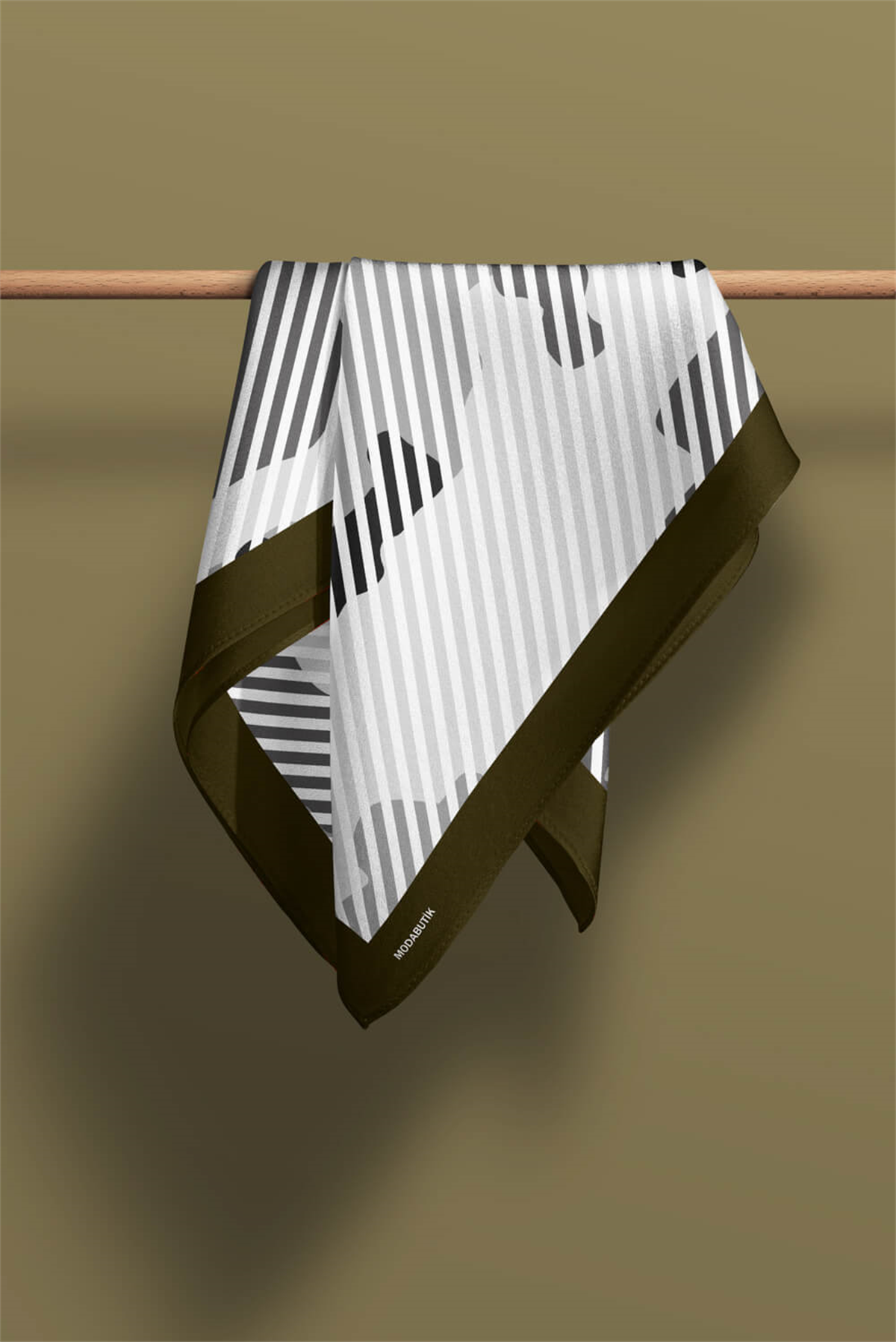 D64 Kadın Benek Desenli Bandana 50x50 Yeşil DG0362-22