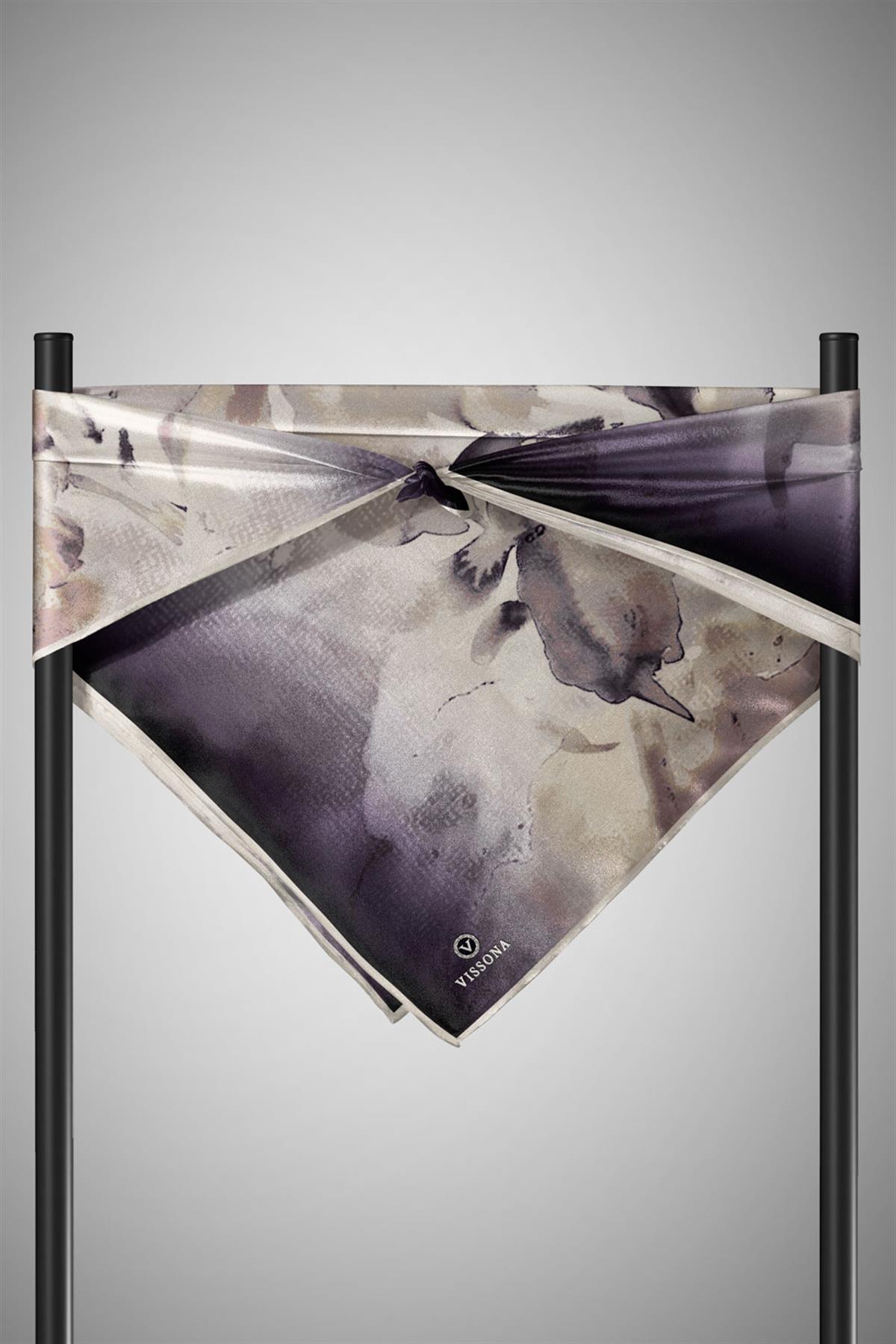 %100 Twill İpek Suluboya Çiçek Desenli Bej - Taş Renkli 90x90 Eşarp Dikim Şekli : El Dikişi