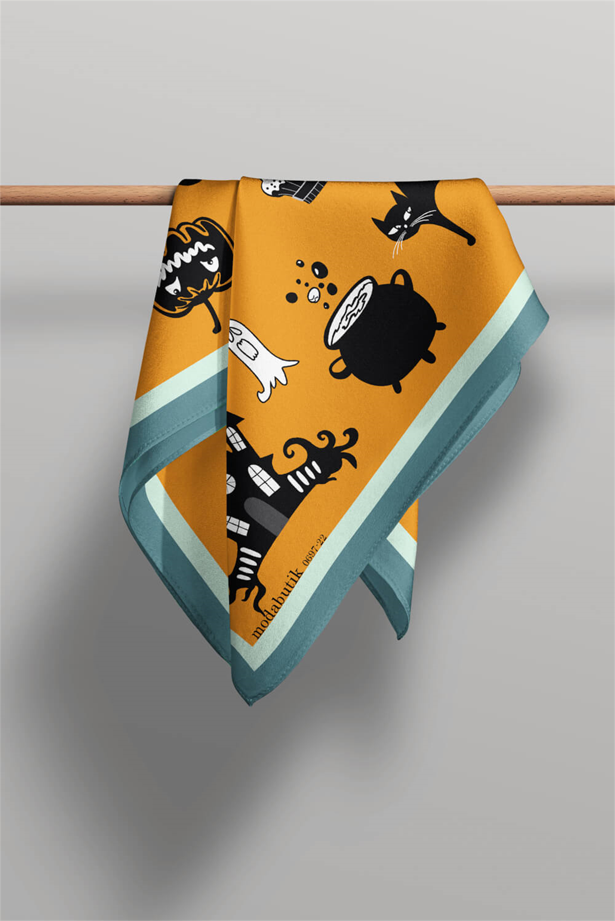 Kadın Hardal Trick or Treat Desenli 50x50 Bandana DG0697-22