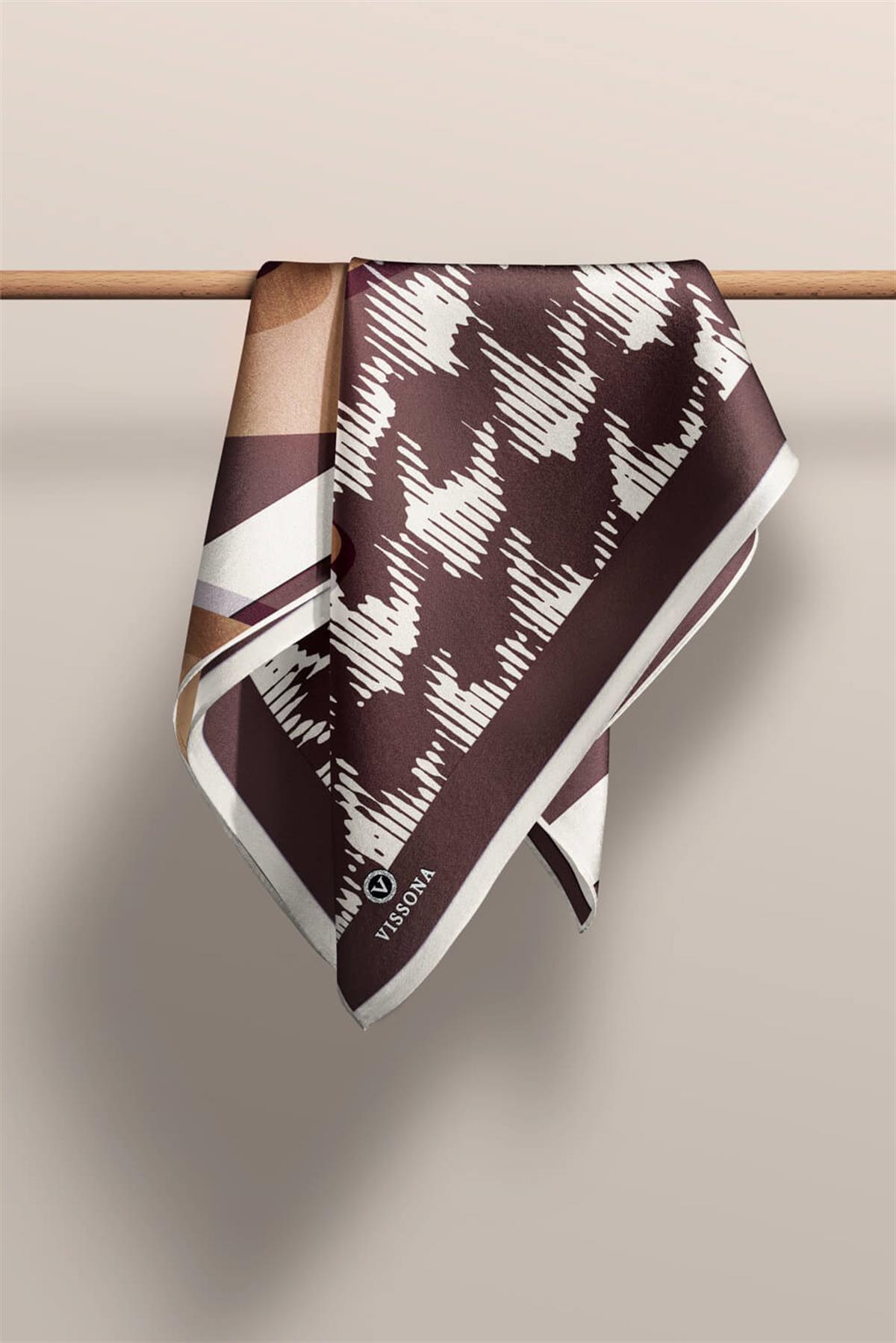 %100 Twill İpek Kazayağı Desenli Kahverengi - Bakır Renkli 90x90 Eşarp Kenar Dikiş Şekli El Dikişli