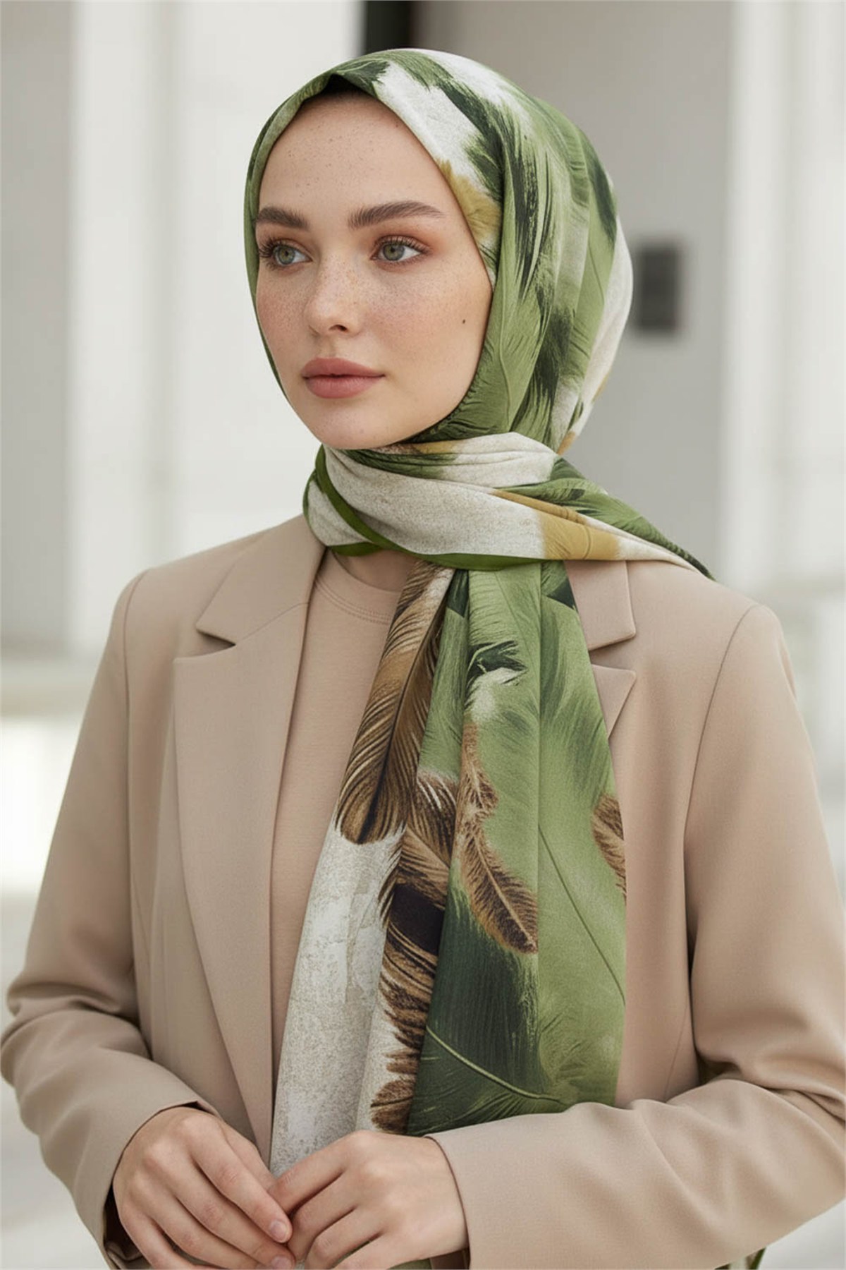 KREP YAPRAK DESENLİ HAKİ YEŞİLİ RENKLİ 75X195 KIRIŞMAZ ŞAL