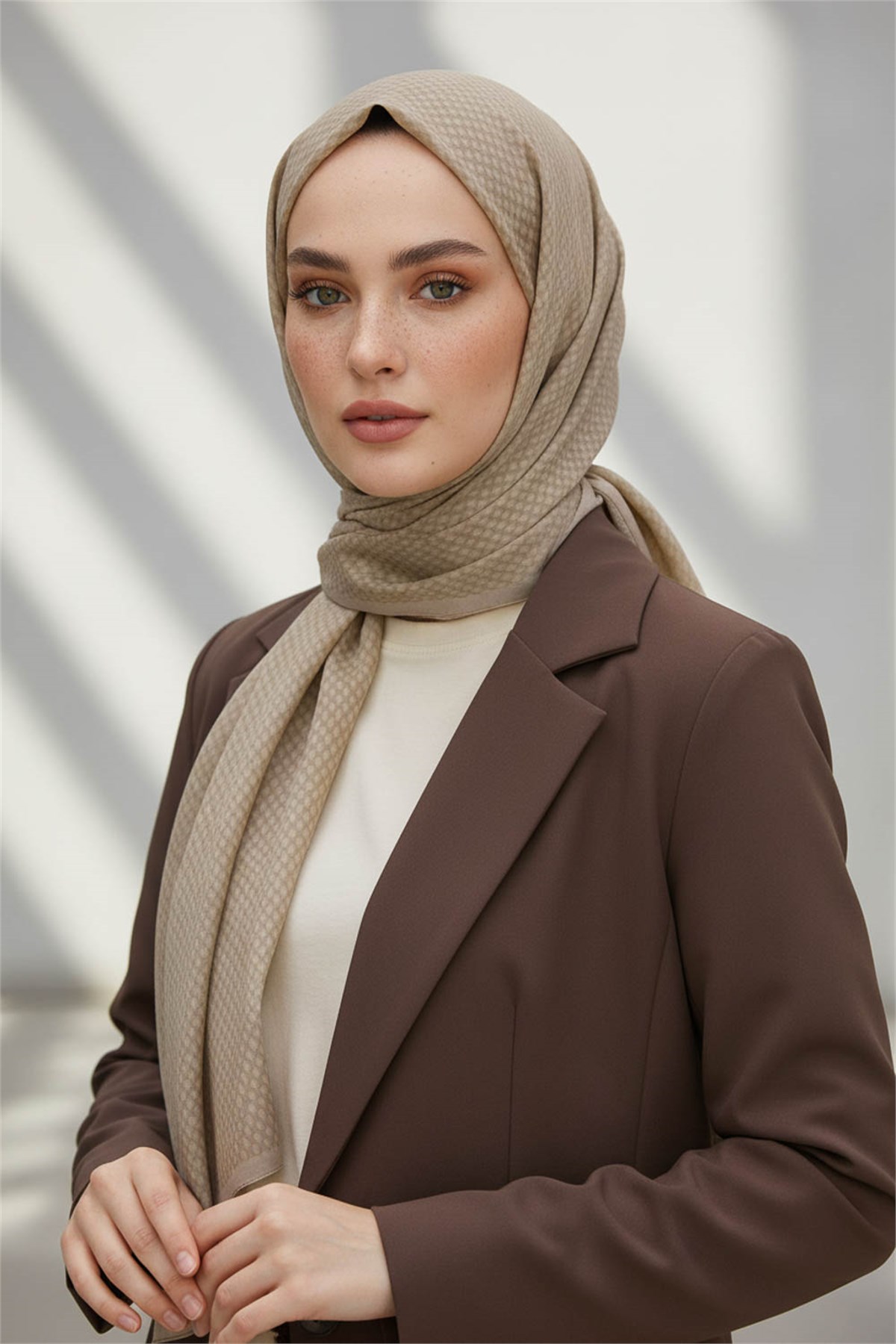 KREP HASIR DESENLİ BEJ RENKLİ 75X195 KIRIŞMAZ ŞAL