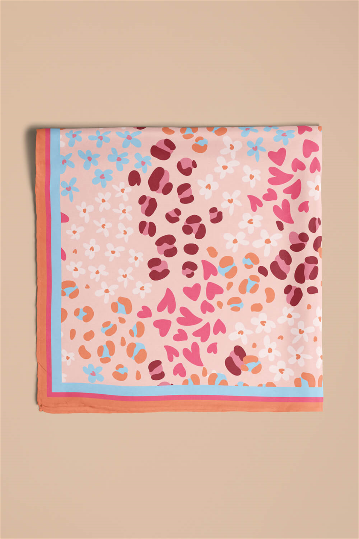 G64 Modabutik Kalpli Leopar Desenli Bandana