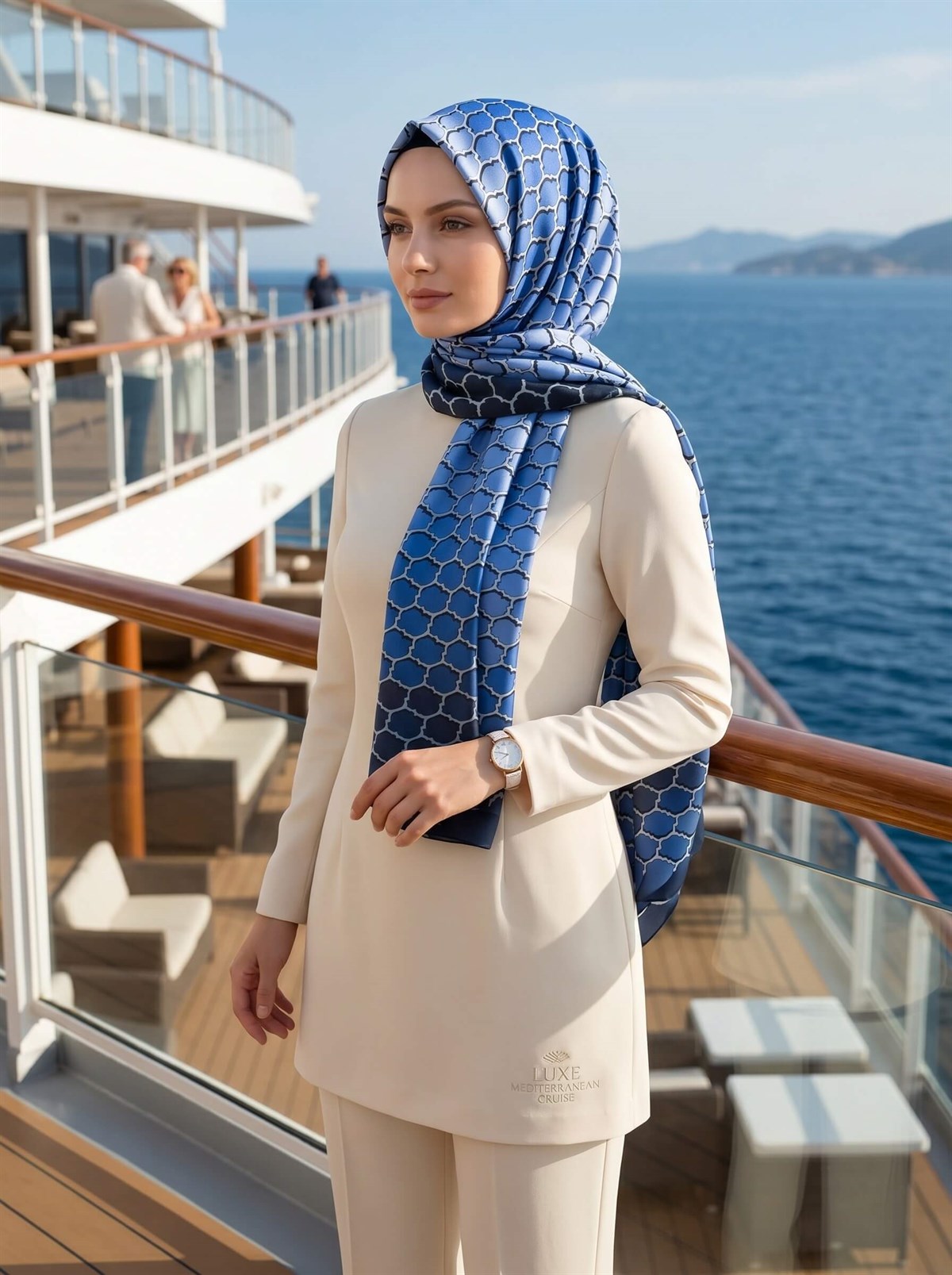 %100 İpek Petek Desenli Lacivert - Saks Renkli 92x210 Şal