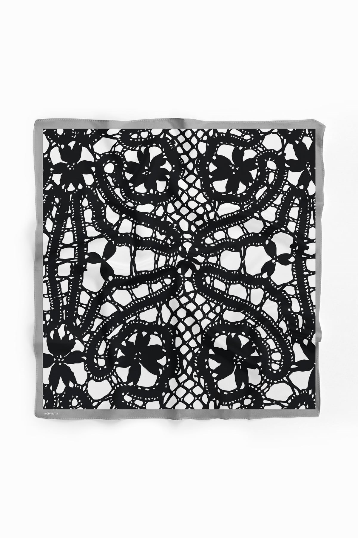 Violla F4 Kadın Zincir Desenli Bandana 50x50 Siyah Beyaz DG0101-22