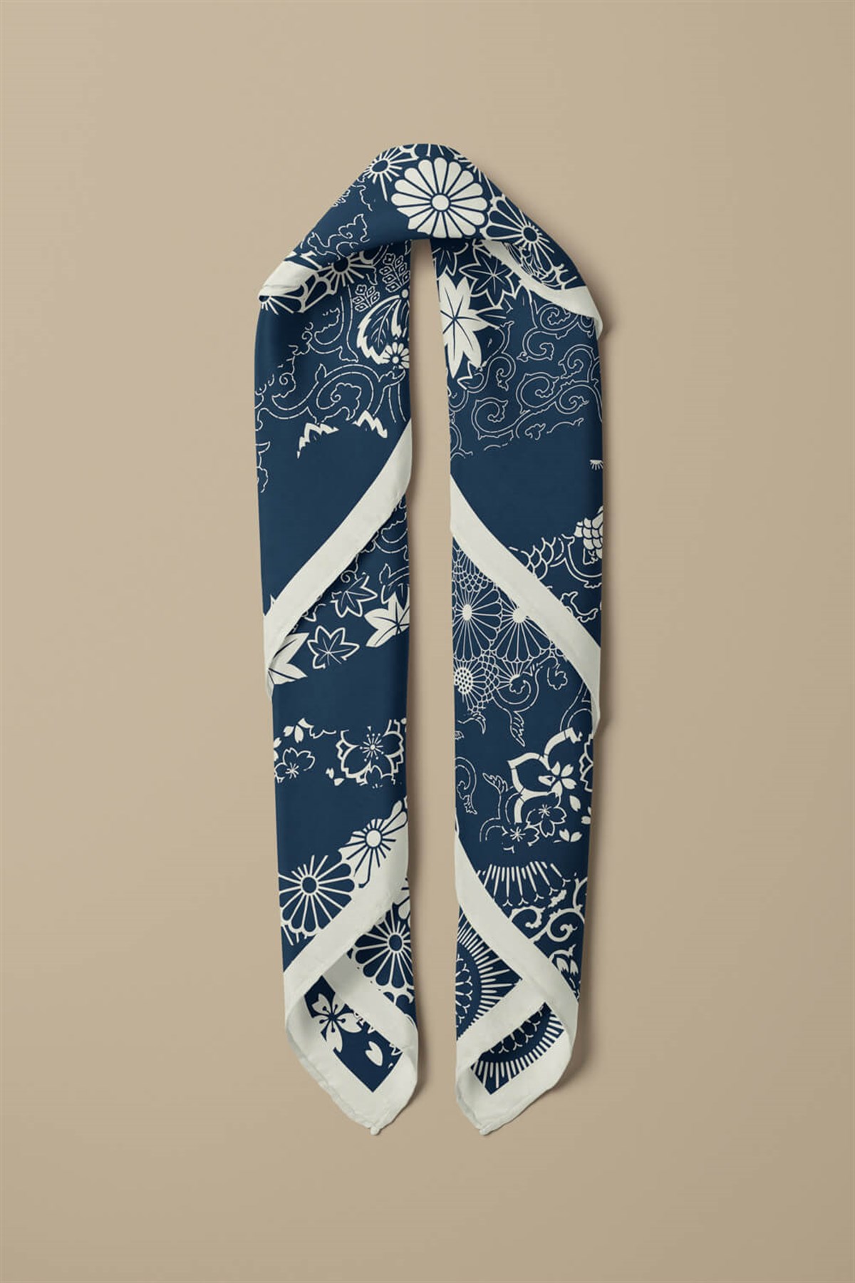 %100 İpek Geometrik Desenli Kadın Bandana