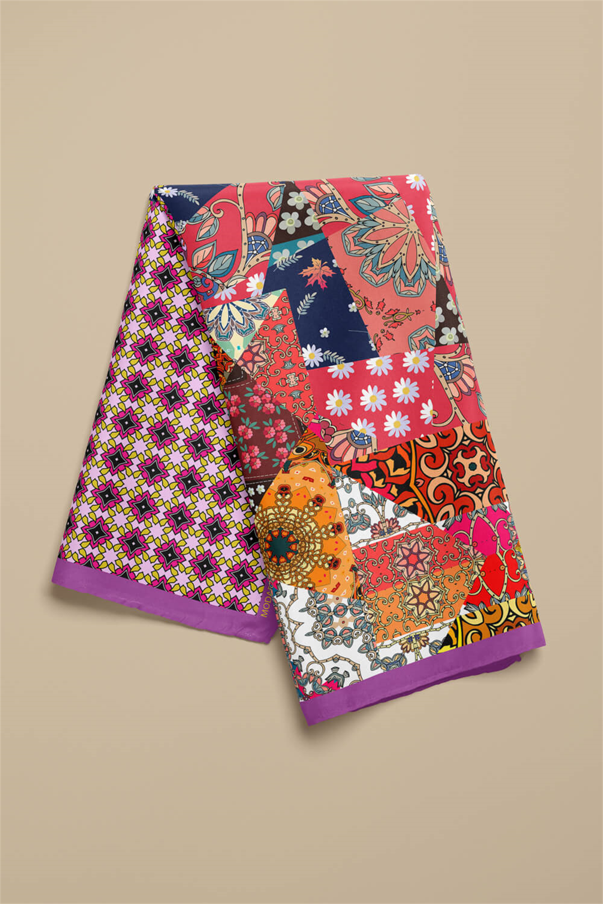 C24 KADIN DESENLİ BANDANA