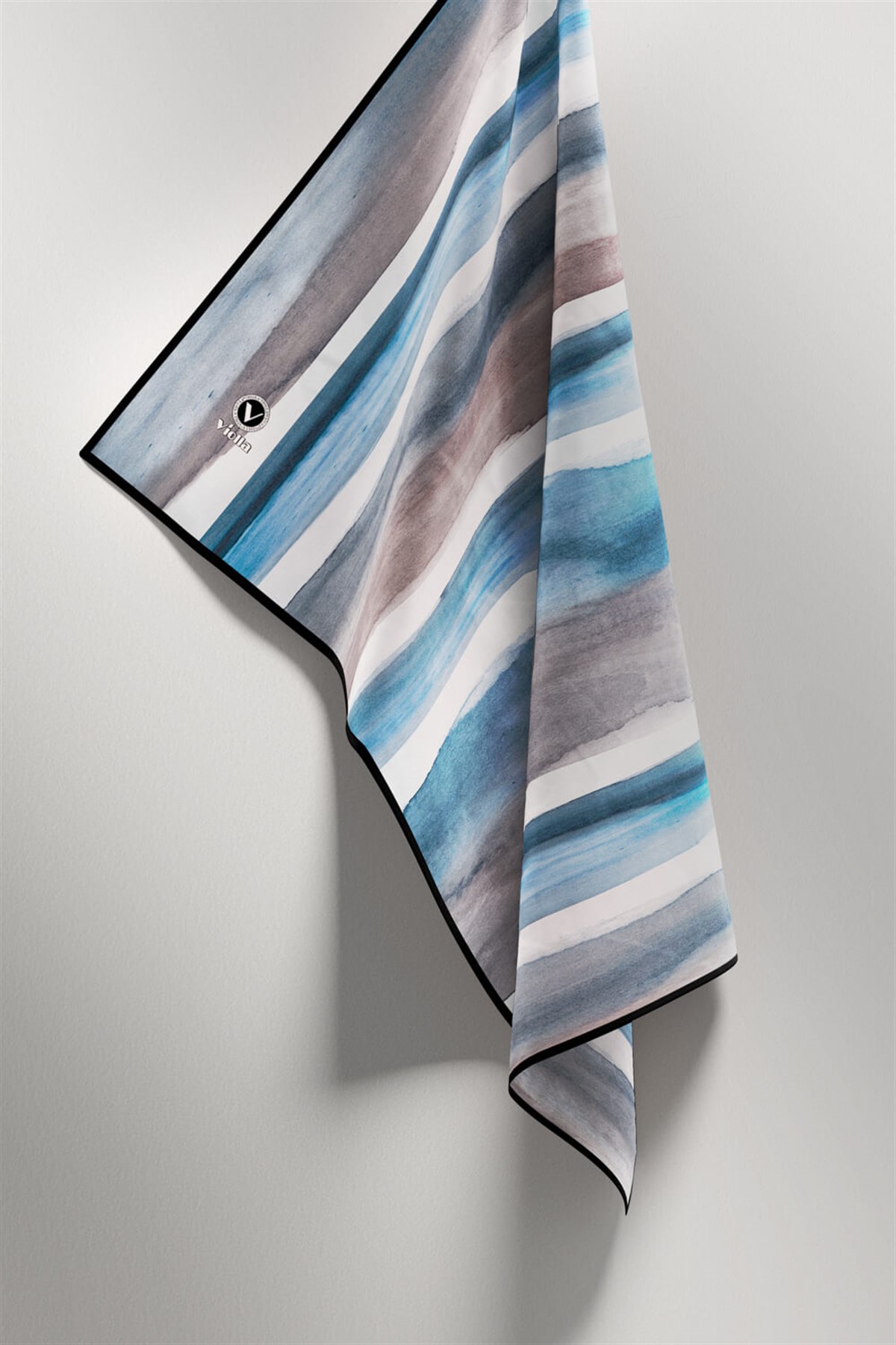 Twill Suluboya Çizgi Desenli Buz Mavisi - Gri Renkli 90x90 Eşarp (İpek İçermez) Kenar Dikiş Şekli El Dikişli
