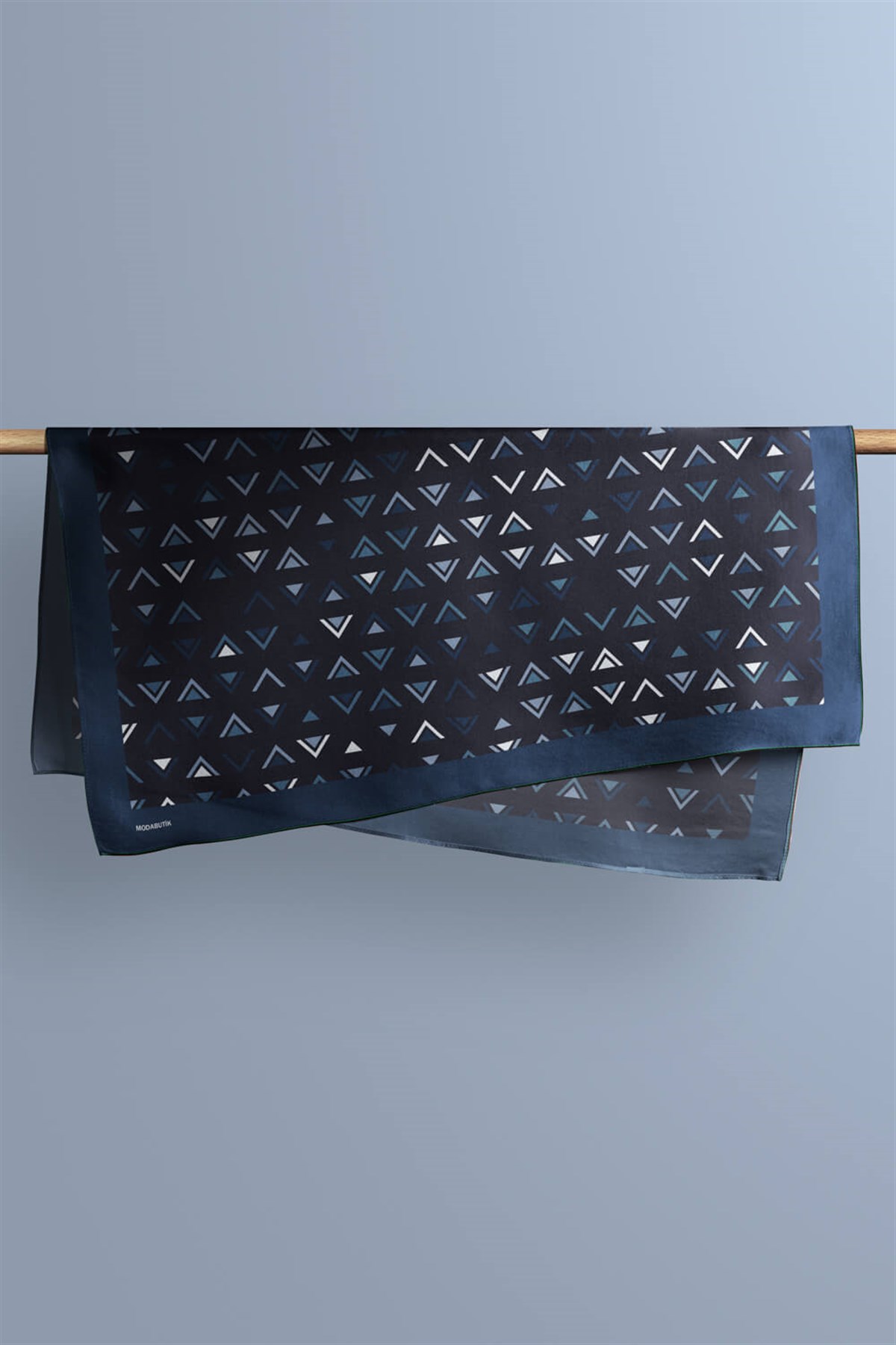Kadın Üçgen Desenli Bandana 50x50 Siyah Mavi Beyaz DG0485