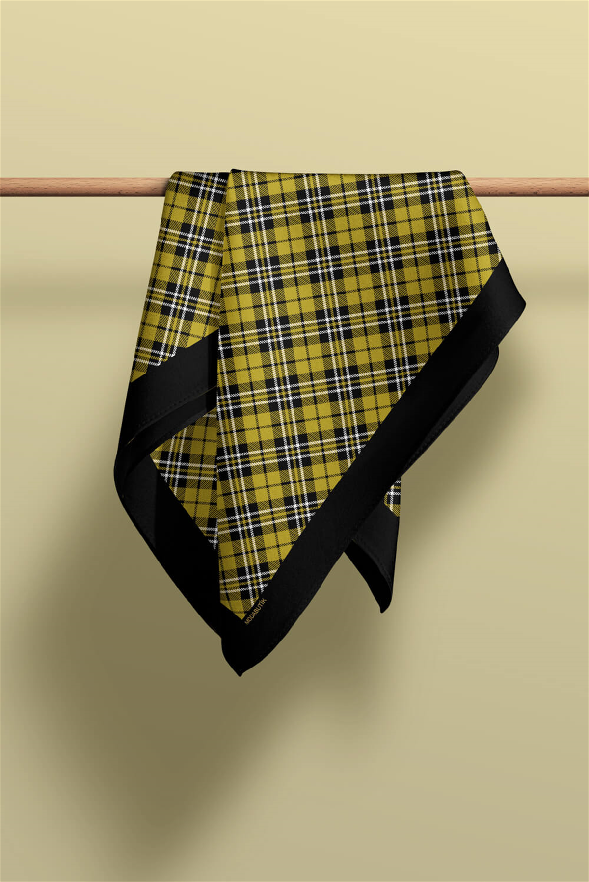 Z48 Kadın Siyah Yeşil Kare Desenli 50x50 Bandana HYL DG01411-22