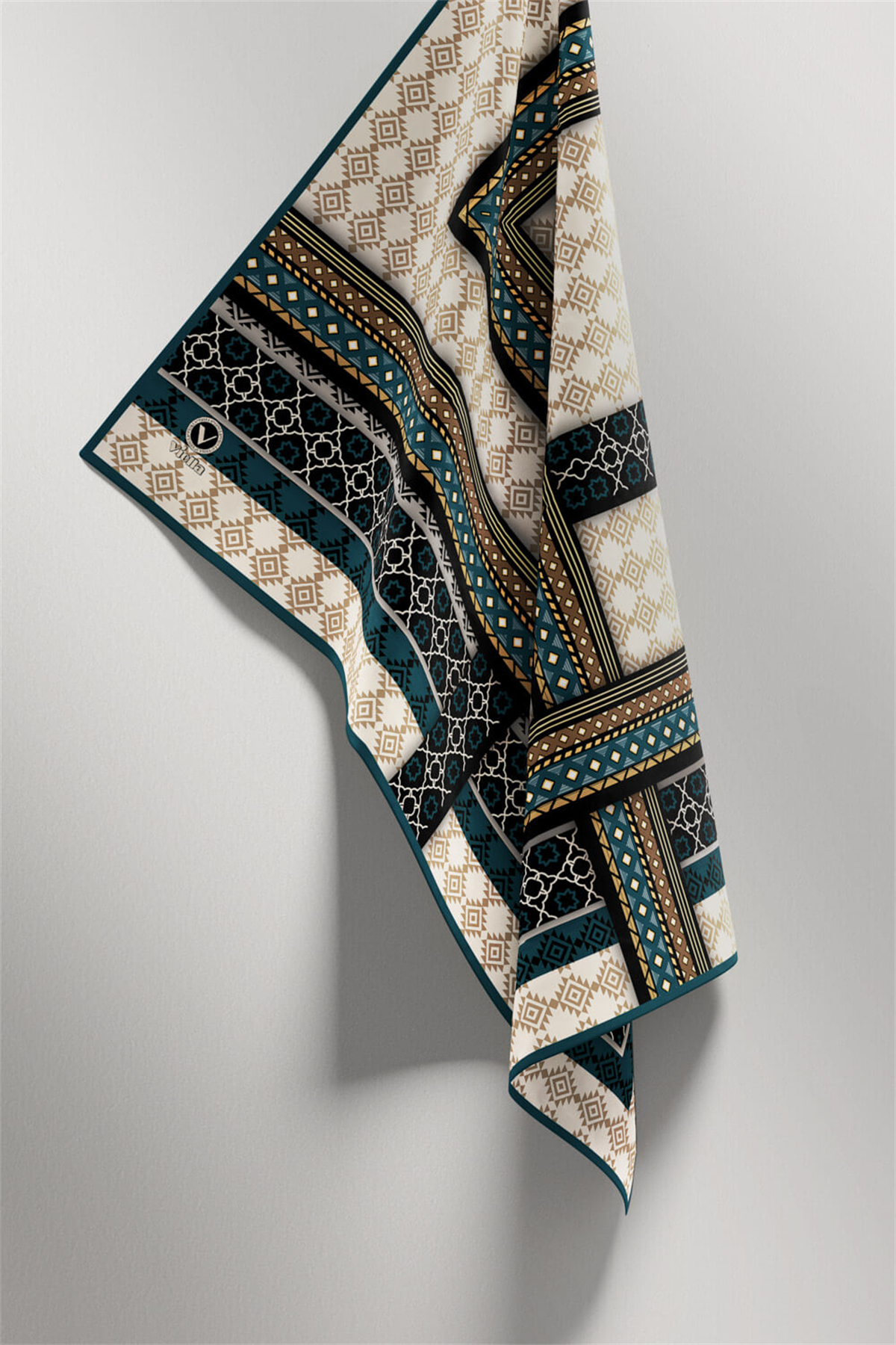 Twill Etnik Desenli Petrol Mavisi Renkli 90x90 Eşarp (İpek İçermez) Kenar Dikiş Şekli El Dikişli