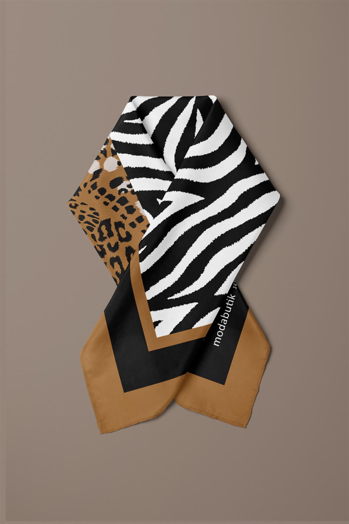 Violla Kadın Siyah Beyaz Zebra Desenli 50x50 Bandana