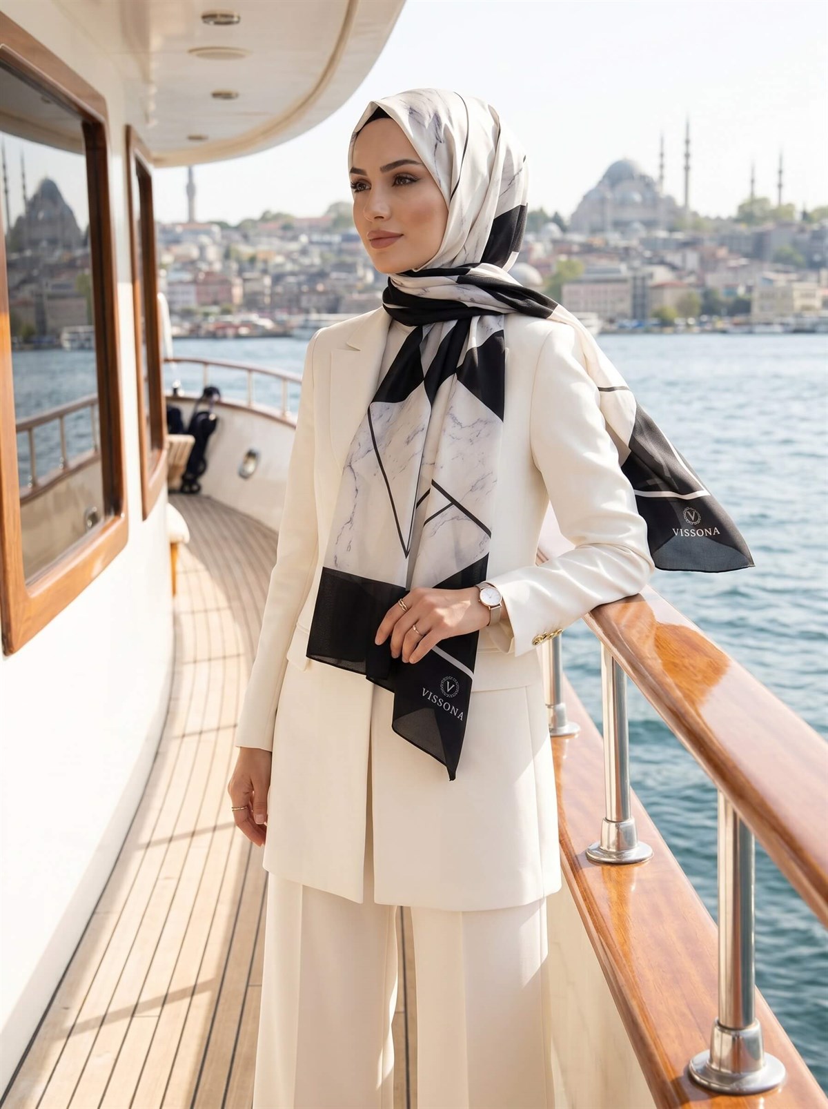 100% İPEK MERMER DESENLİ SİYAH - KREM RENKLİ ŞAL