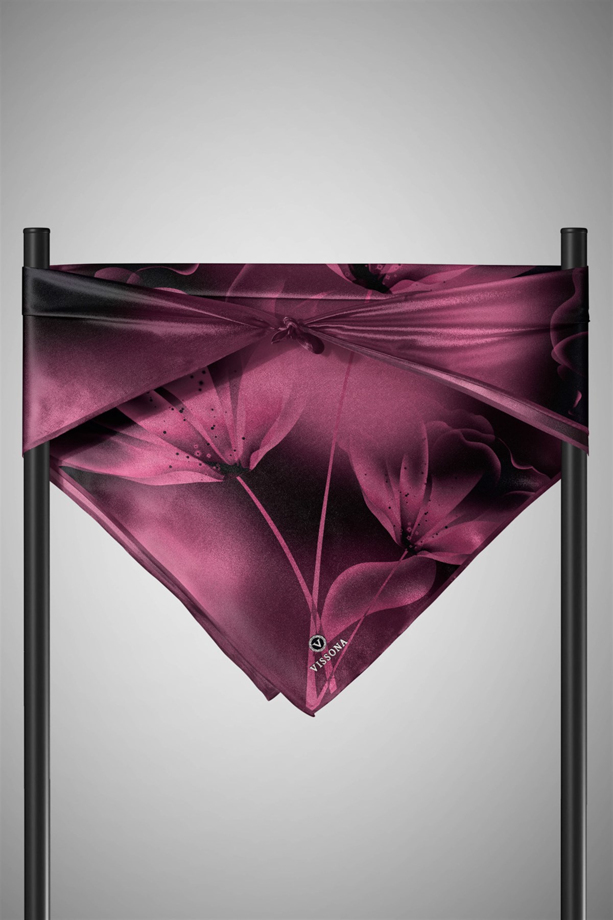 %100 Twill İpek Çiçek Desenli Gül Kurusu Renkli 90x90 Eşarp Dikim Şekli : El Dikişi